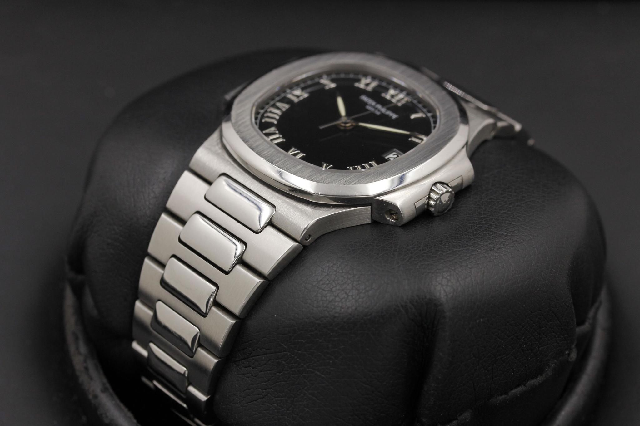 Watch Image 4