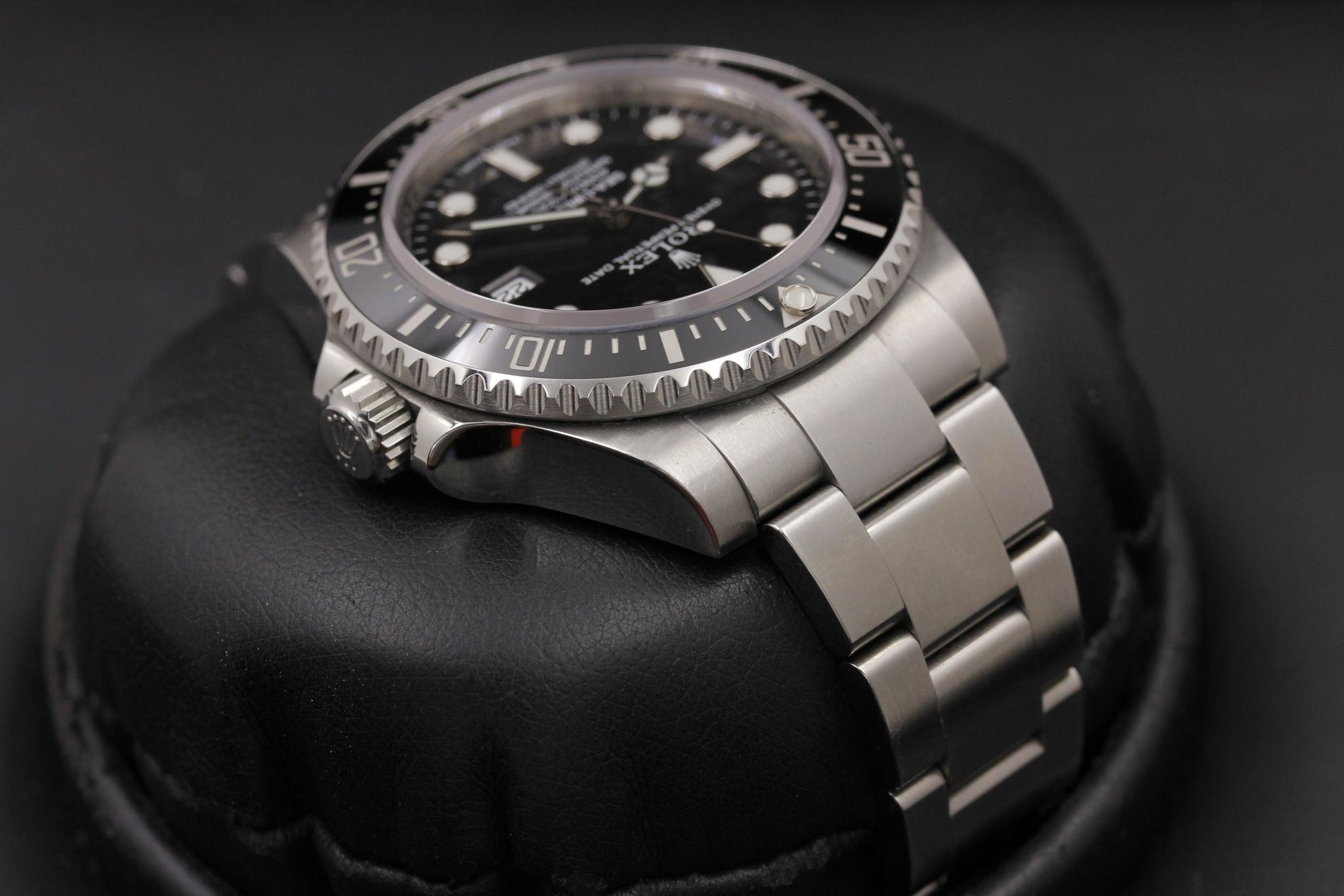 Watch Image 4