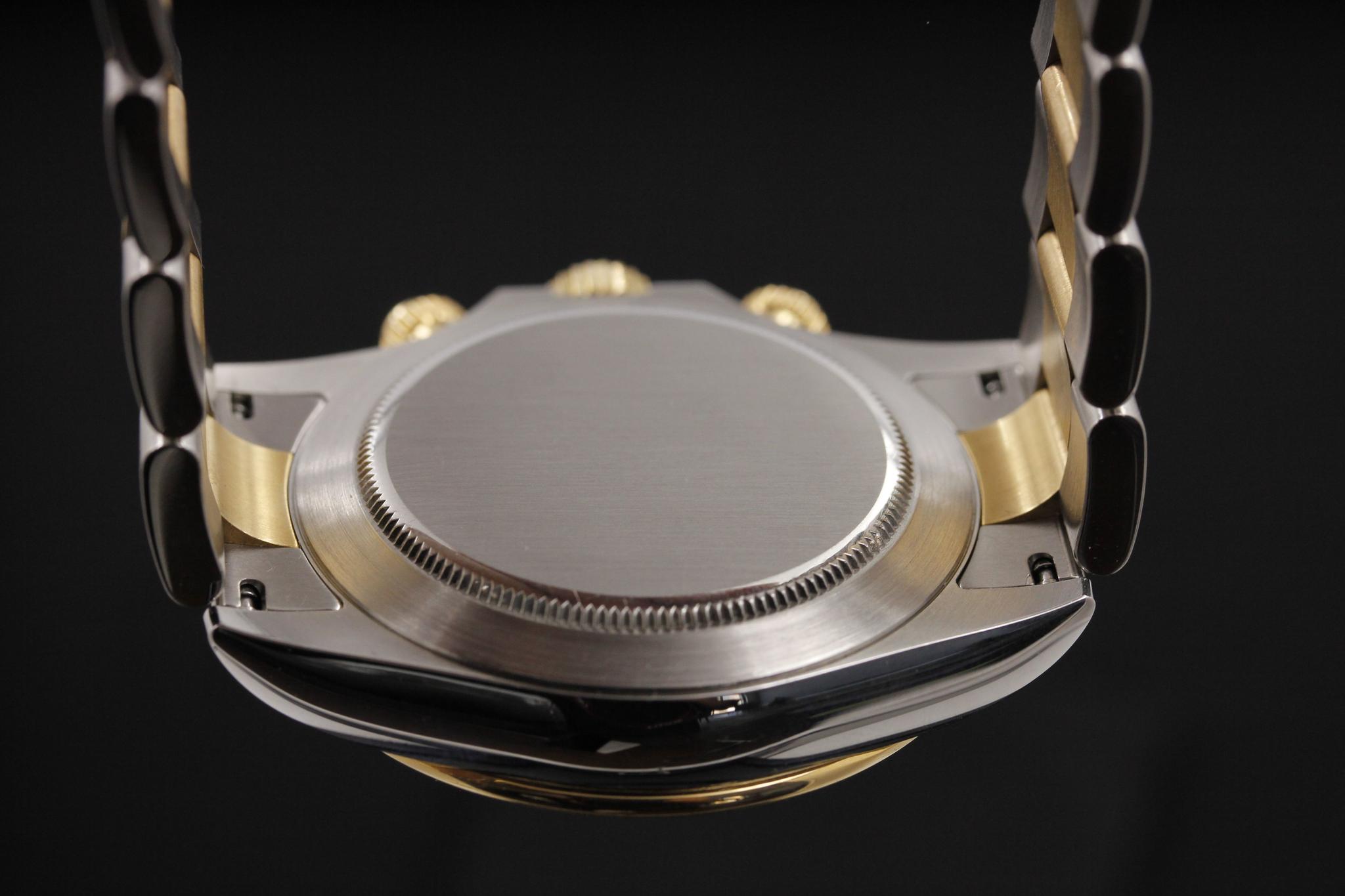 Watch Image 10
