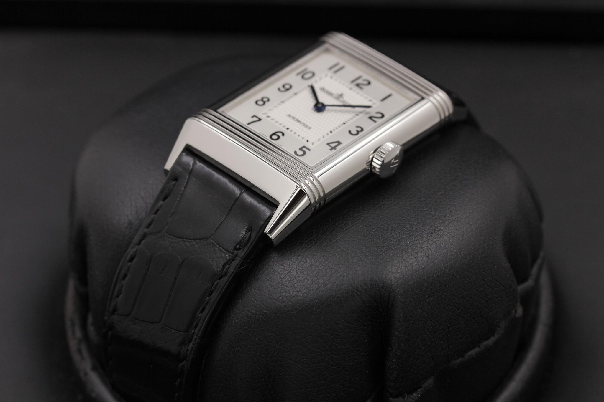 Watch Image 4