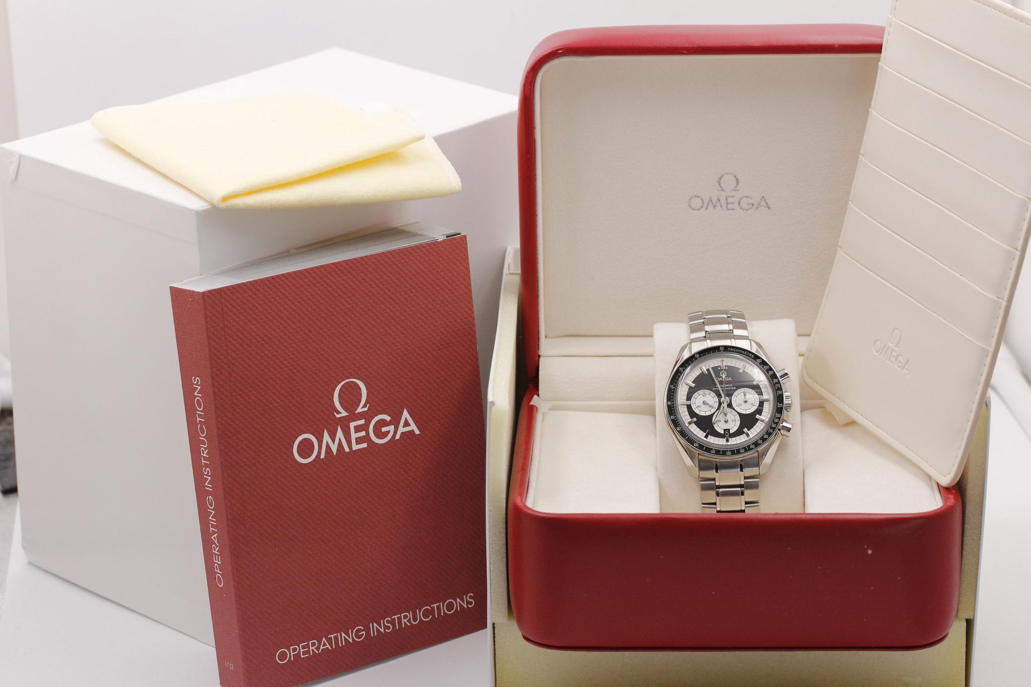 Watch Image 11