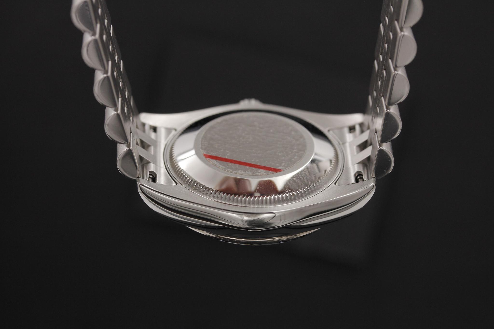 Watch Image 7
