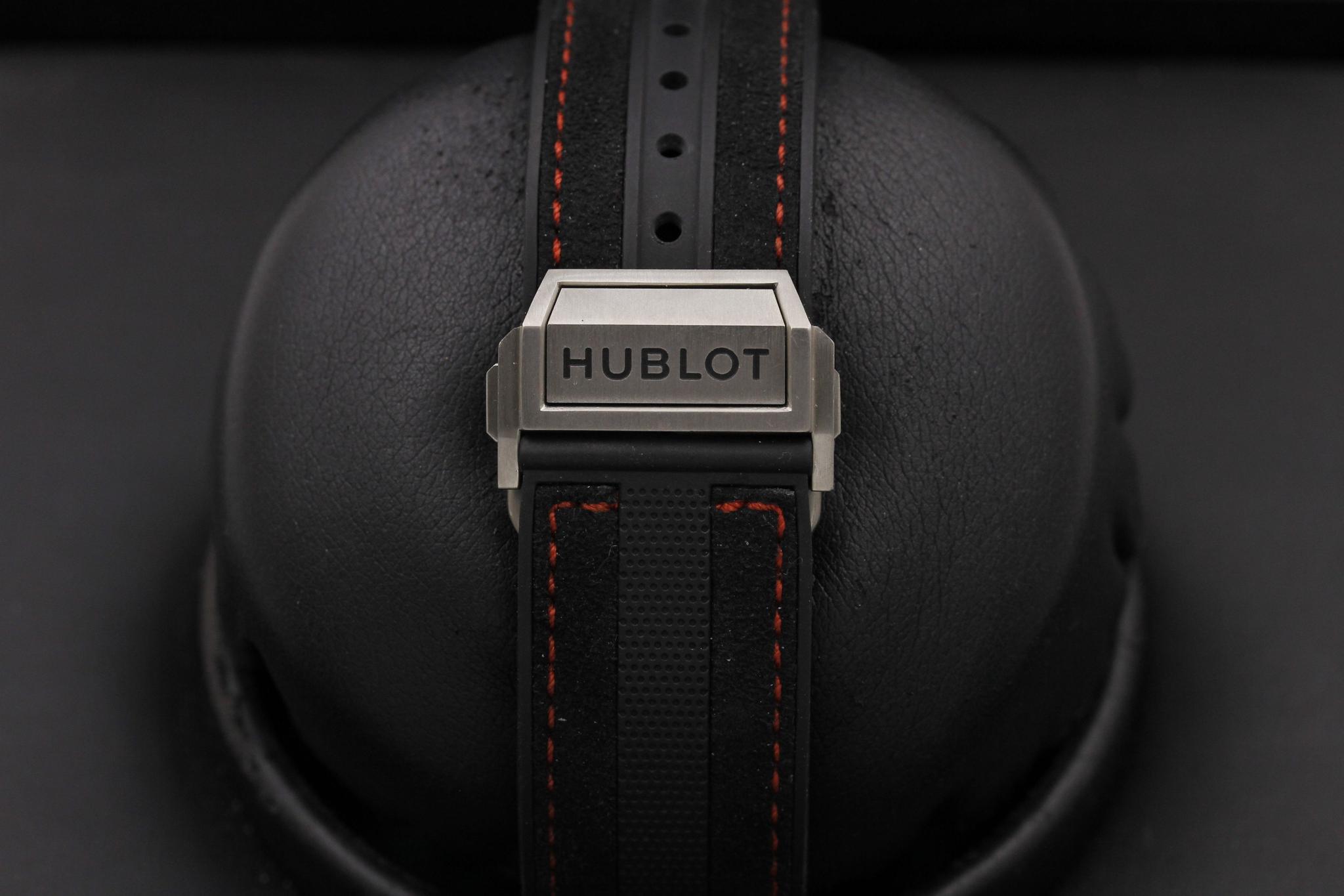 Watch Image 8