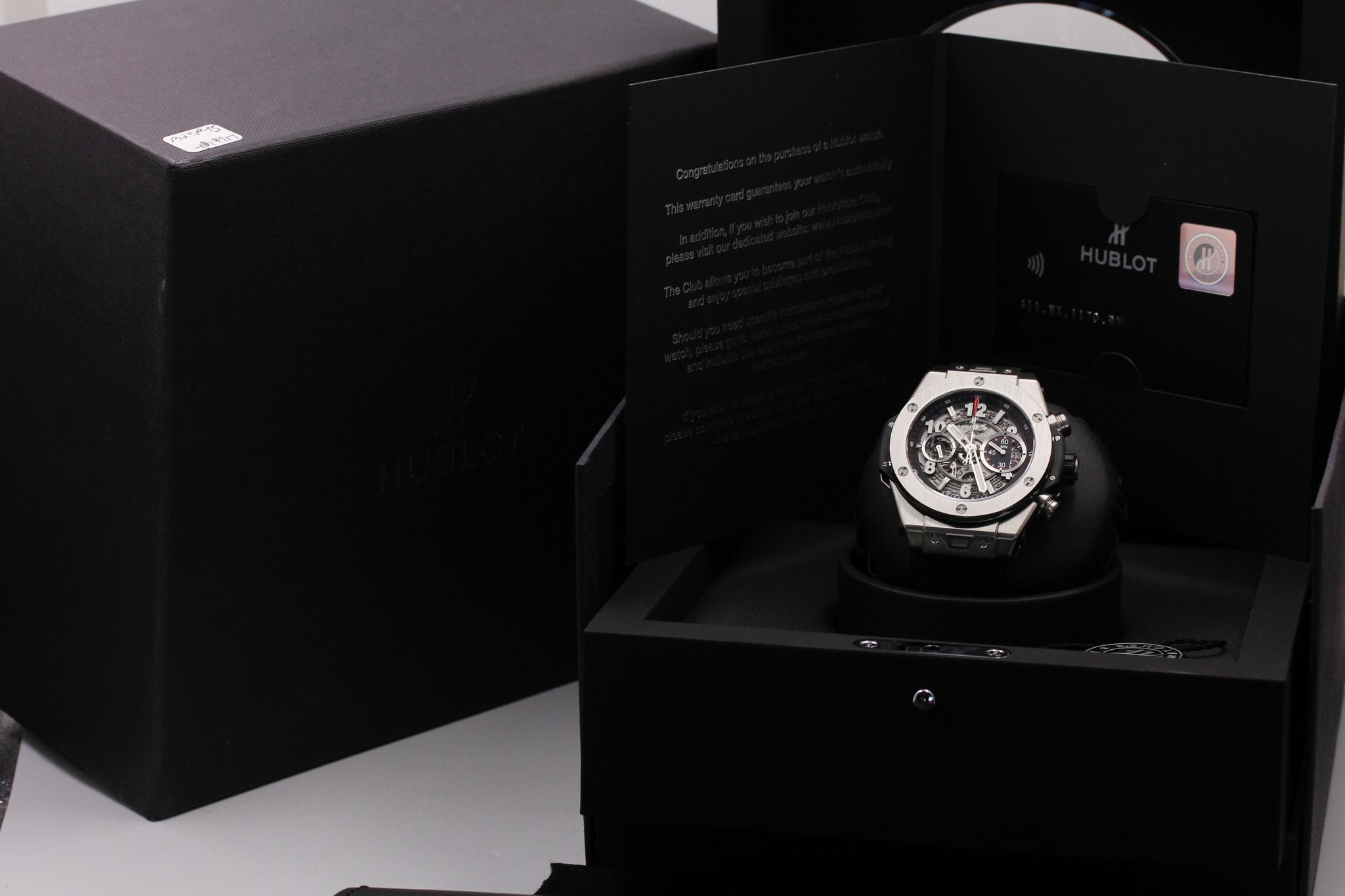 Watch Image 11