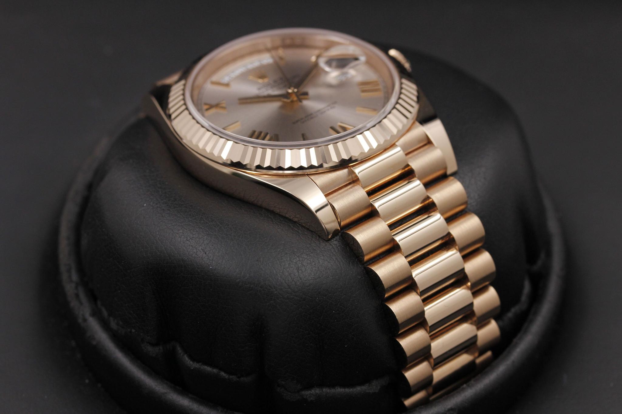 Watch Image 5