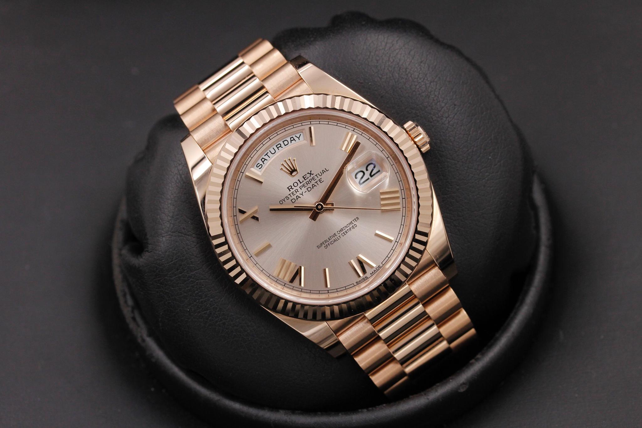 Watch Image 8