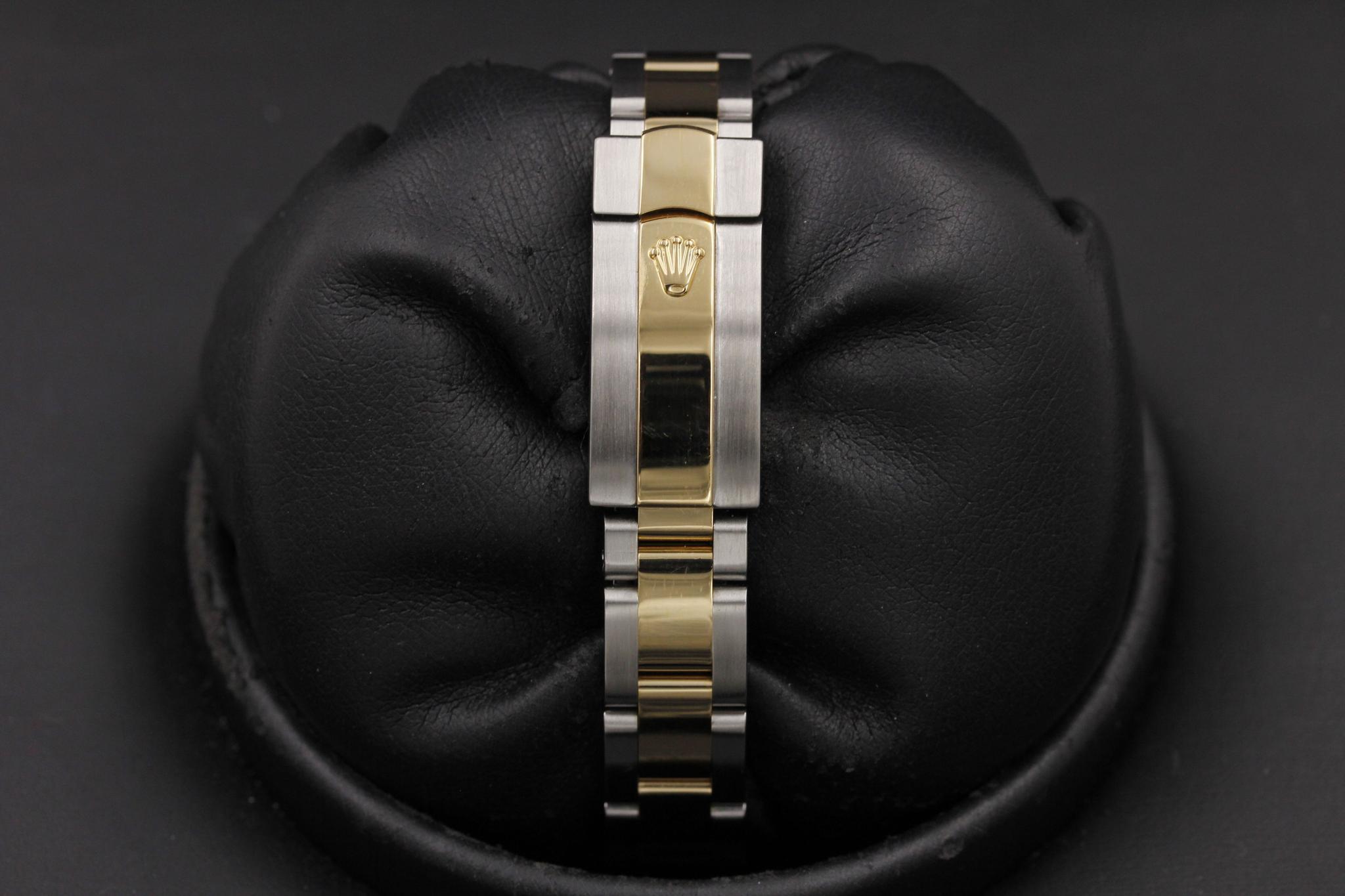 Watch Image 5