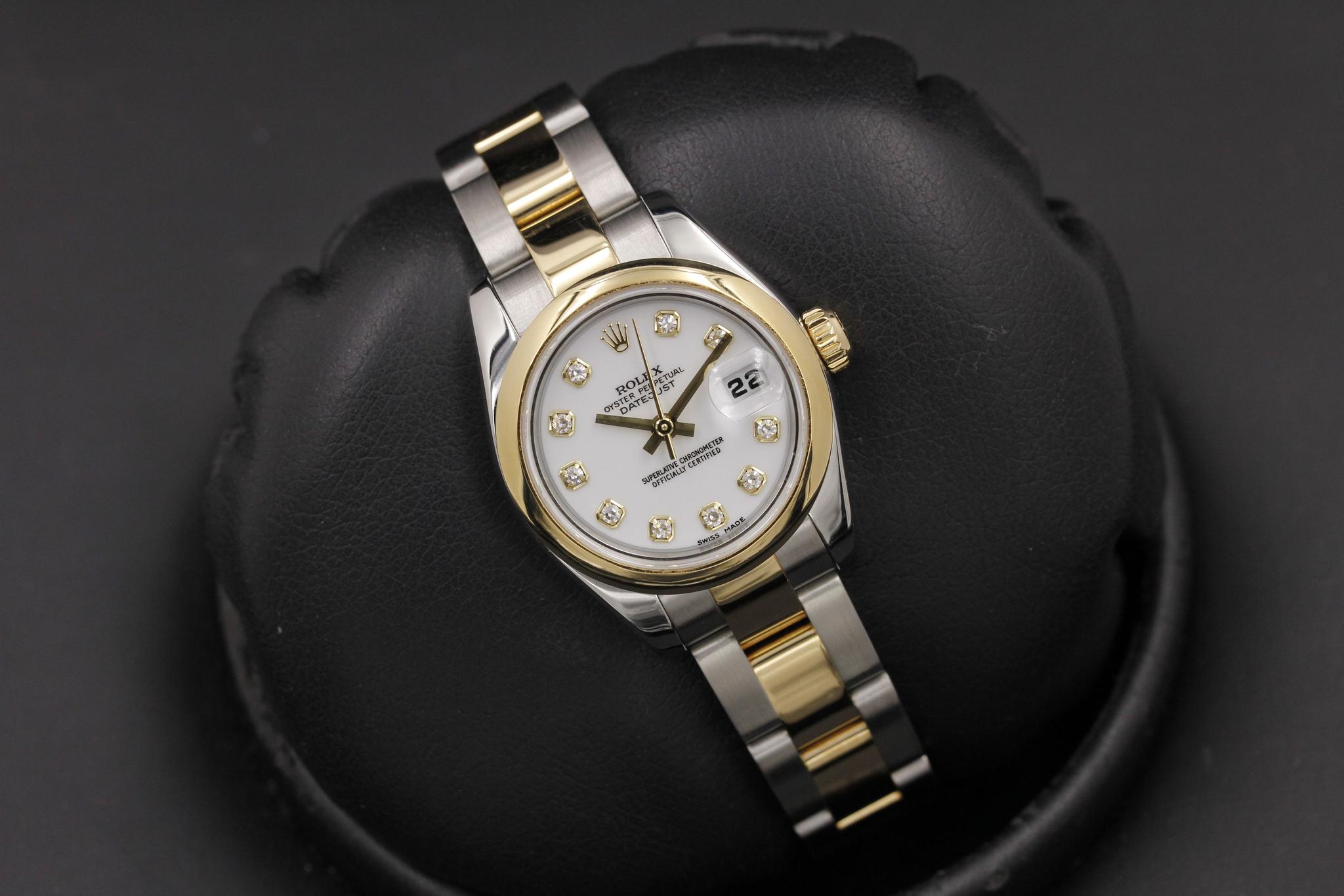 Watch Image 7