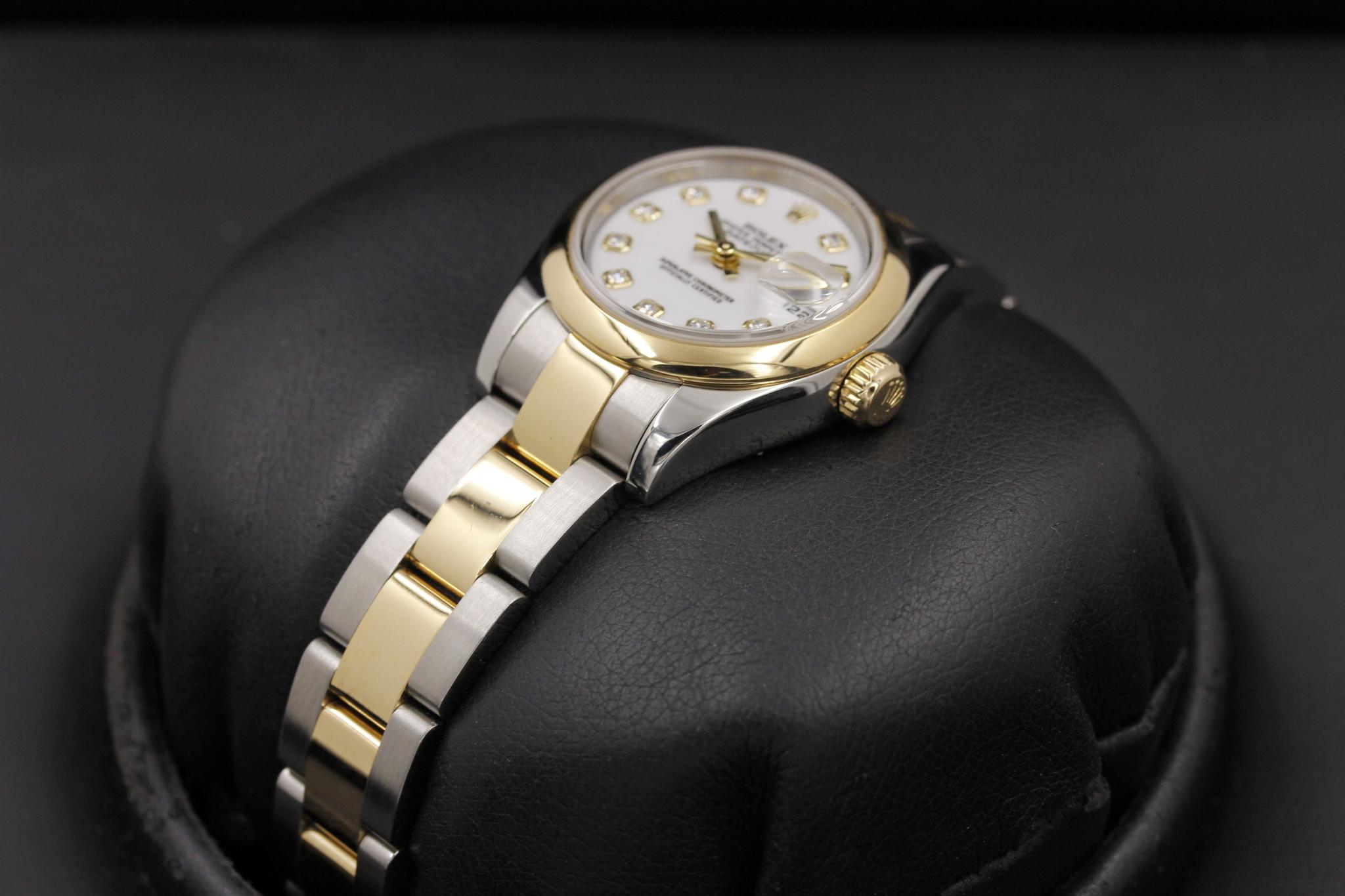 Watch Image 4