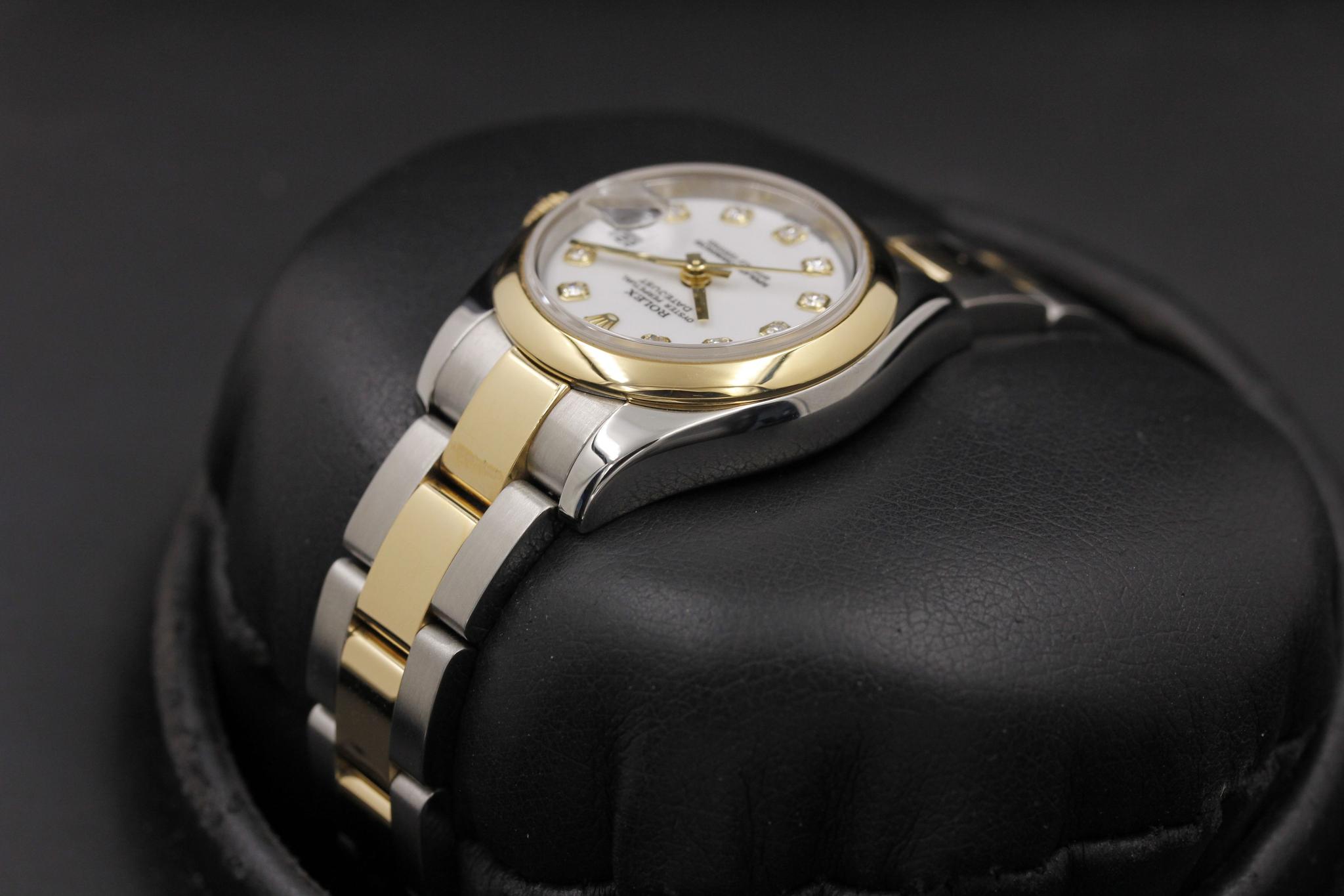 Watch Image 9