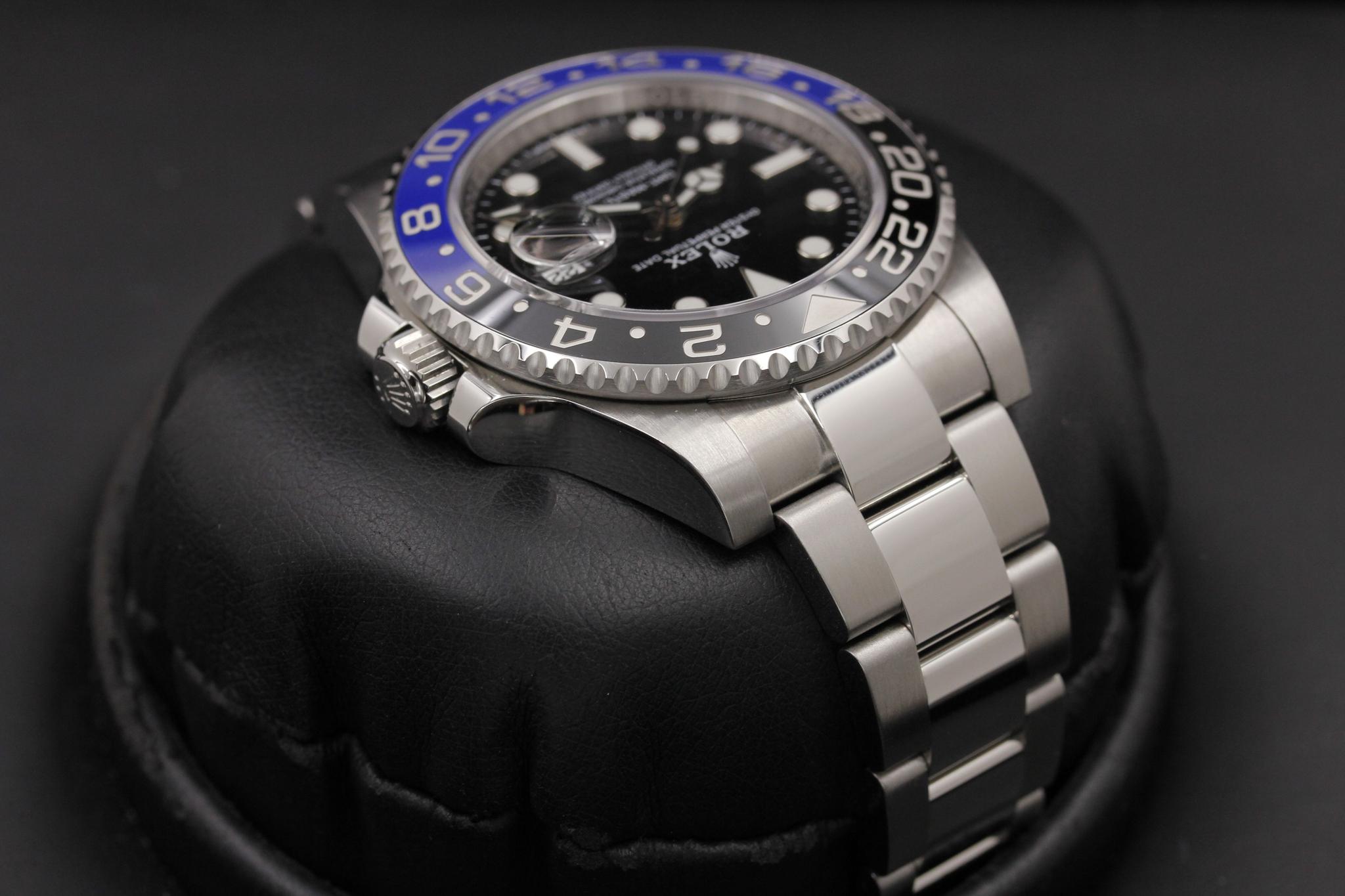 Watch Image 4