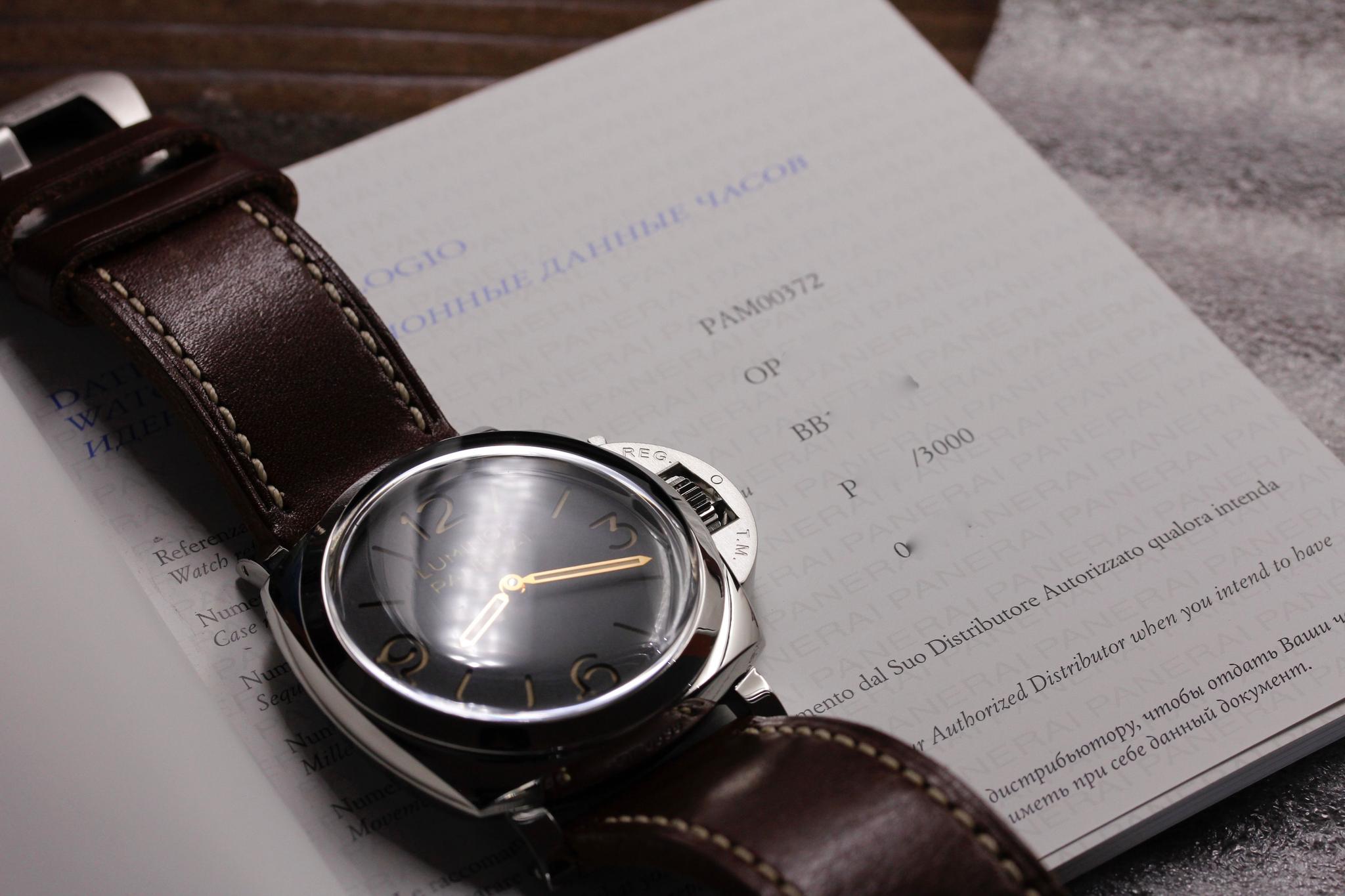 Watch Image 11