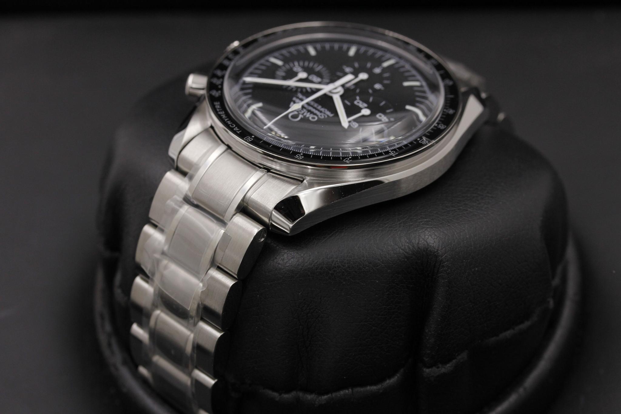 Watch Image 5