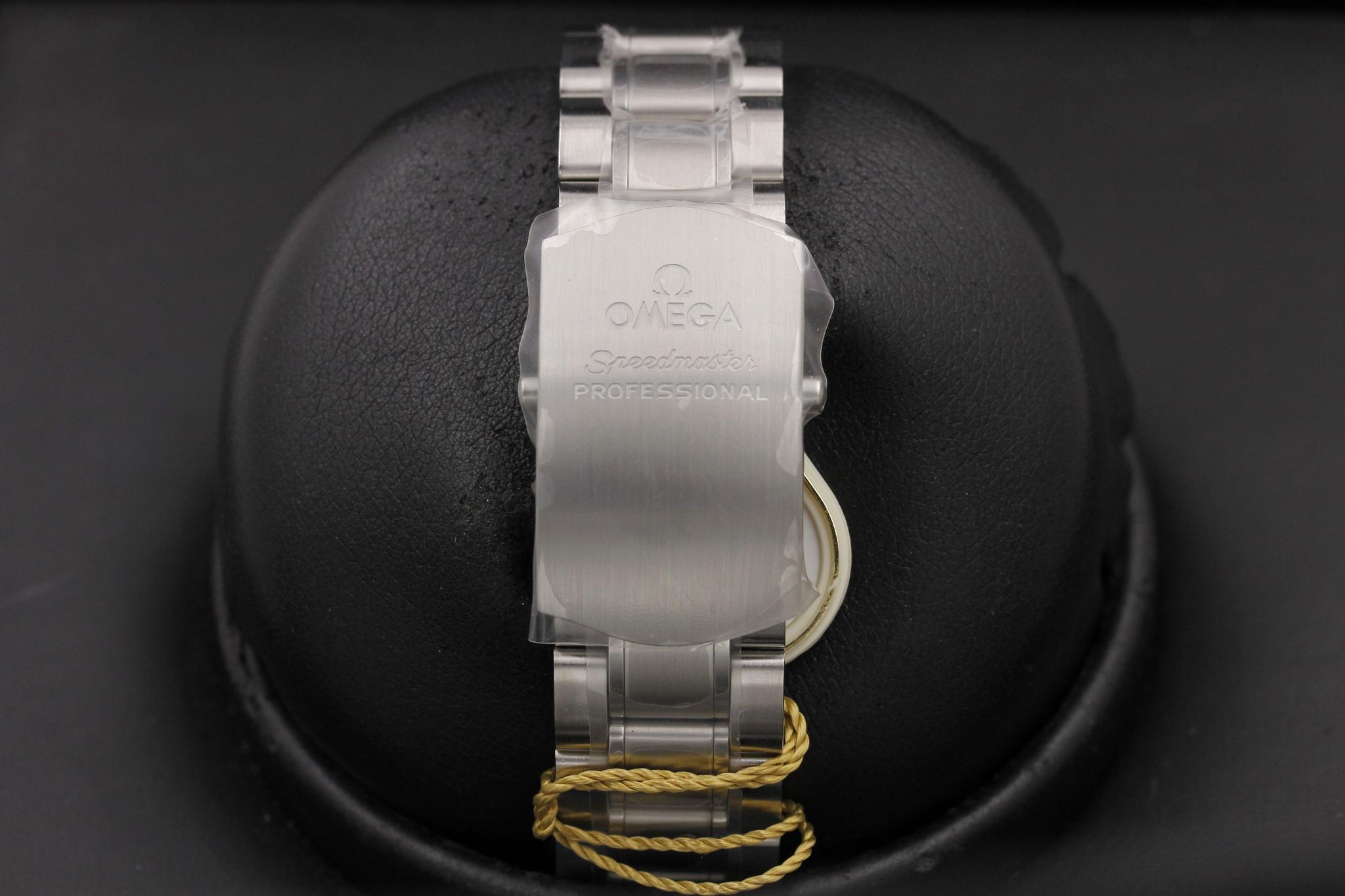 Watch Image 7