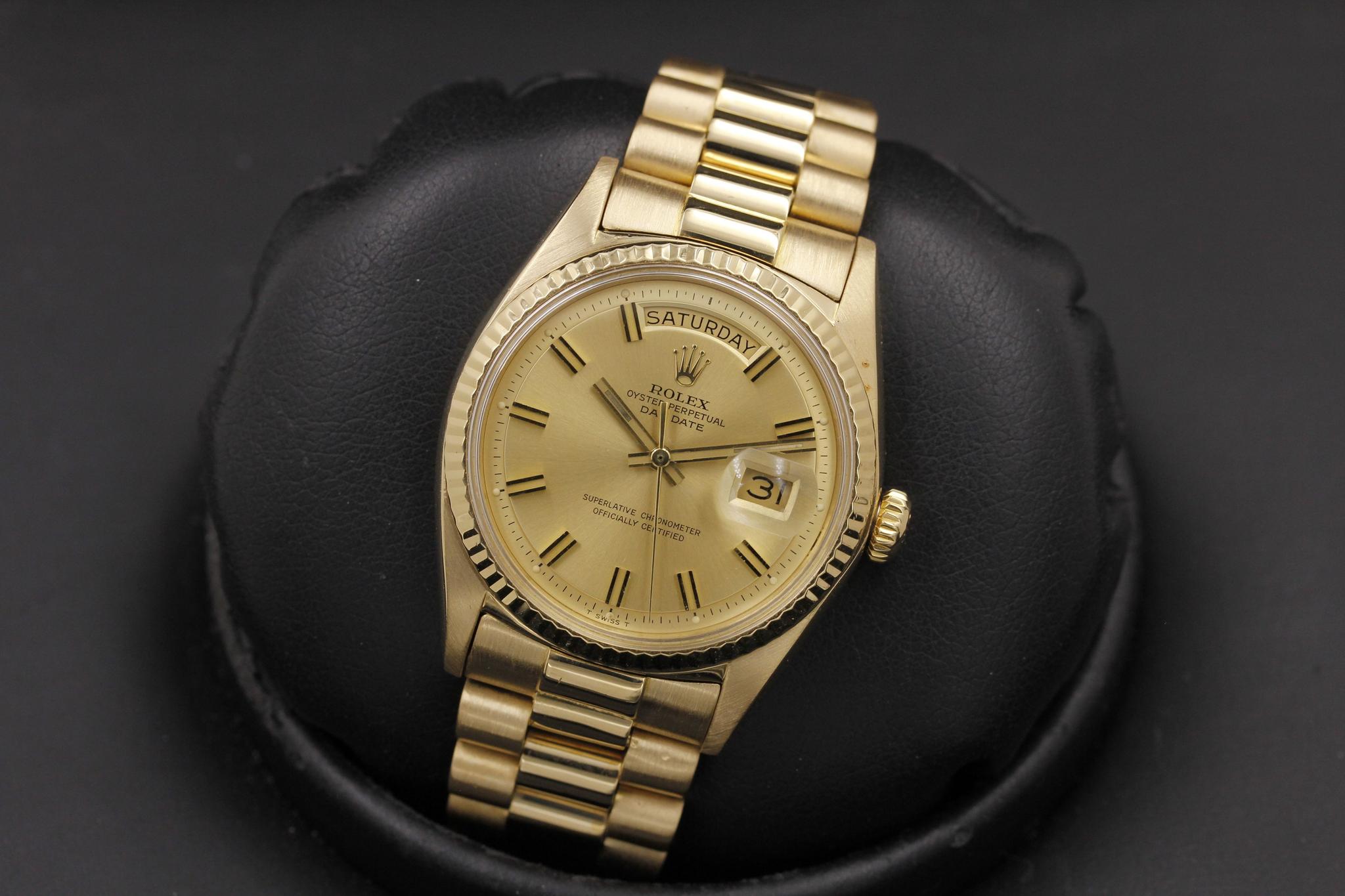 Watch Image 15