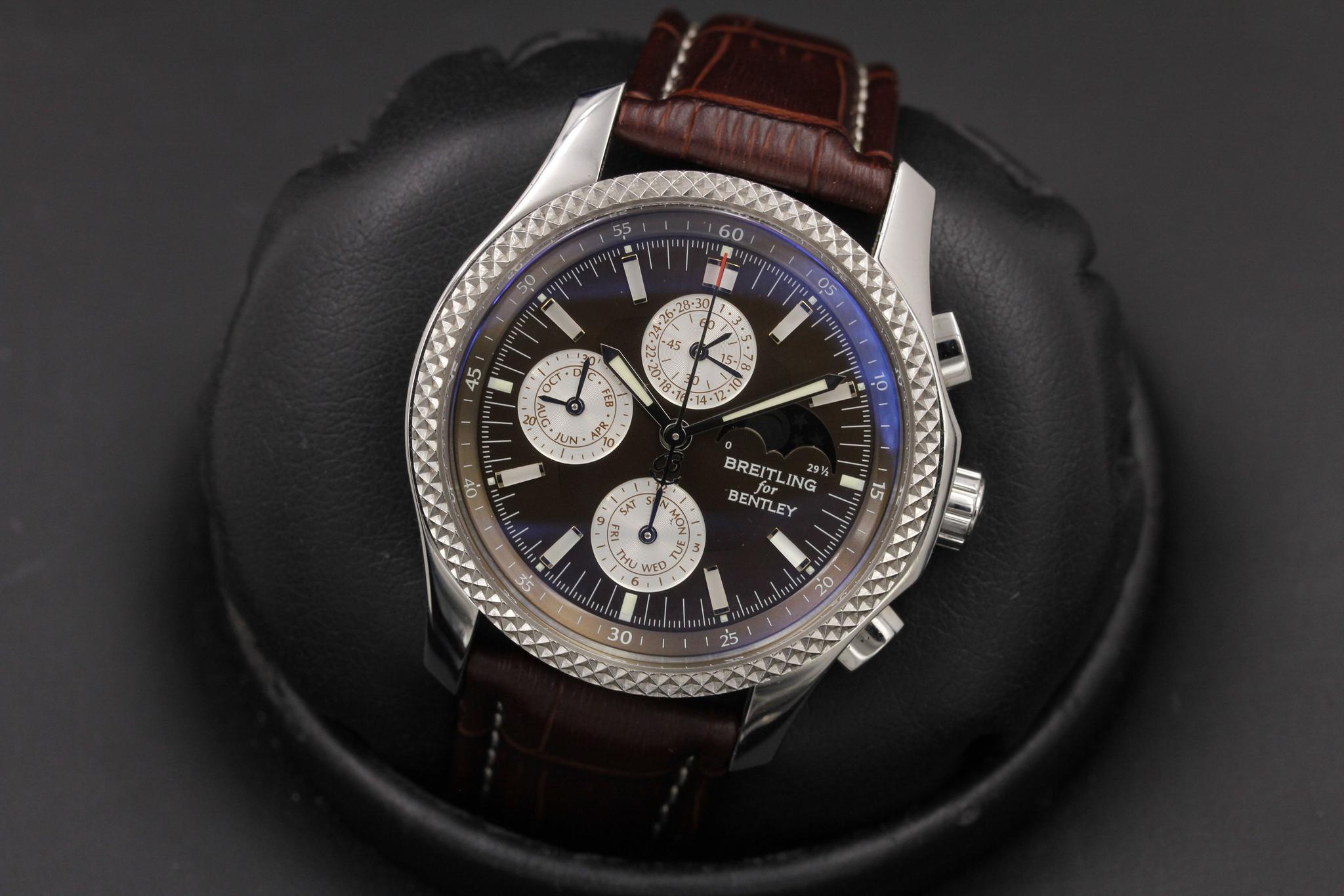 Watch Image 10