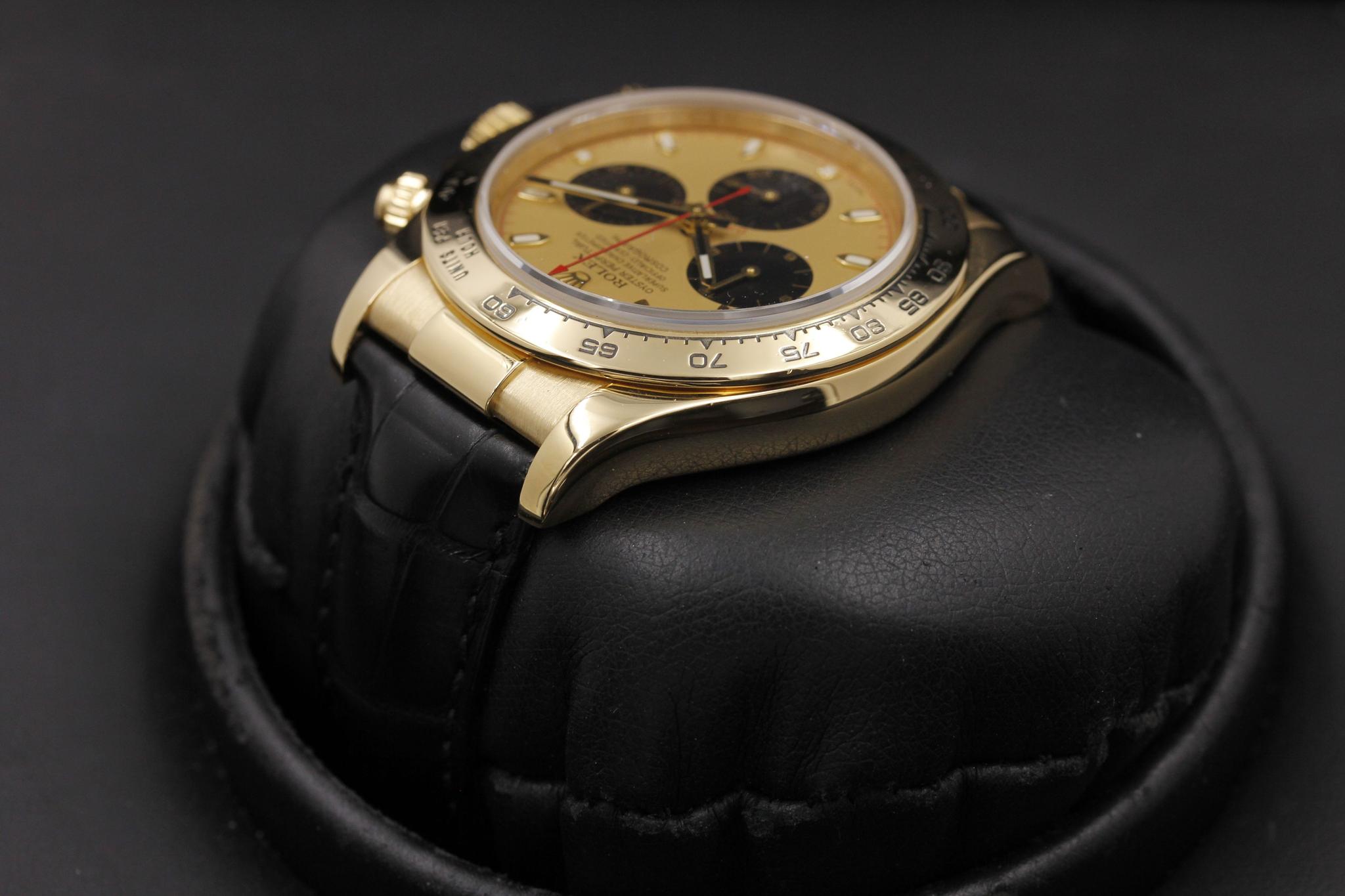 Watch Image 5