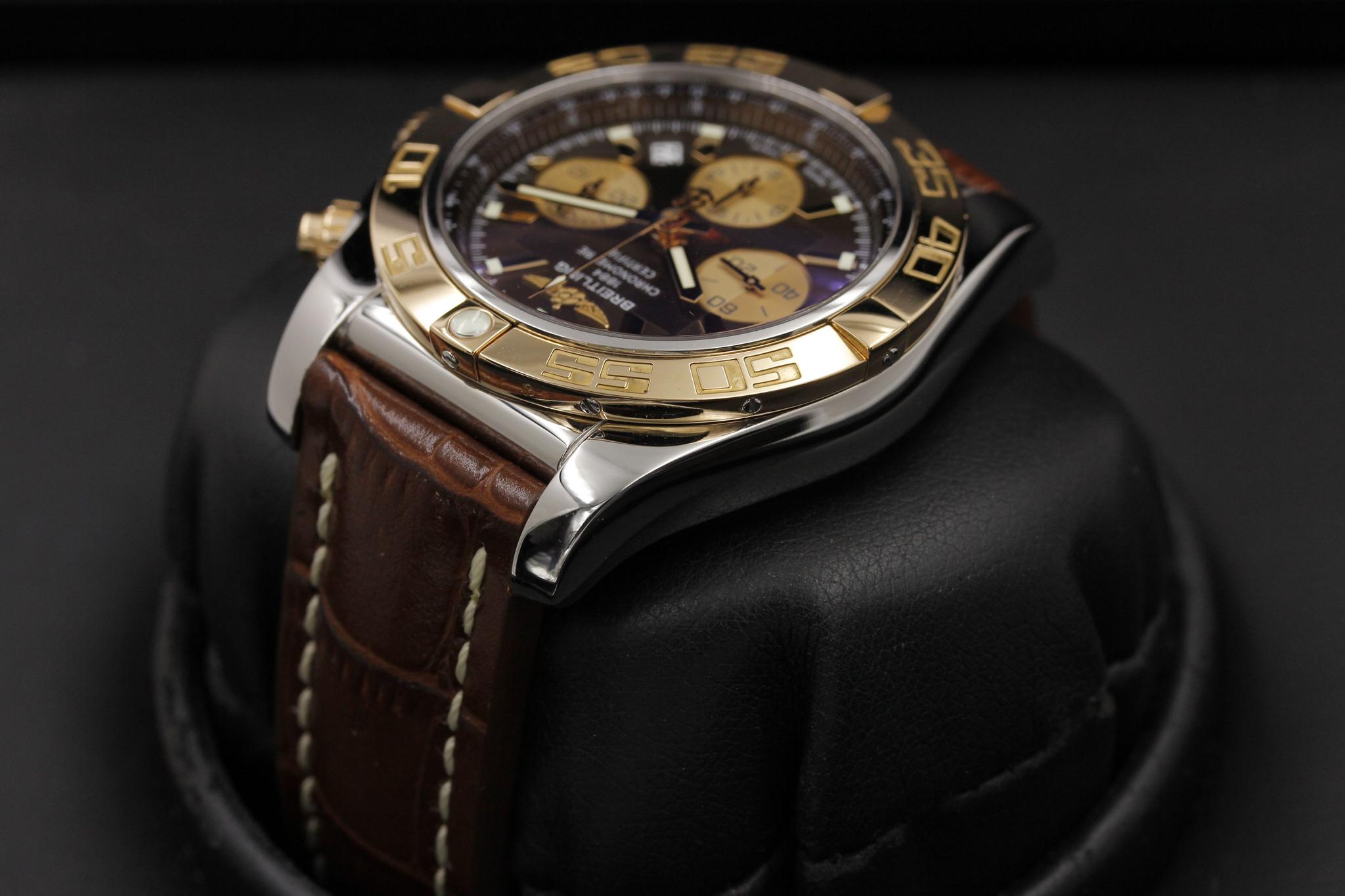 Watch Image 5