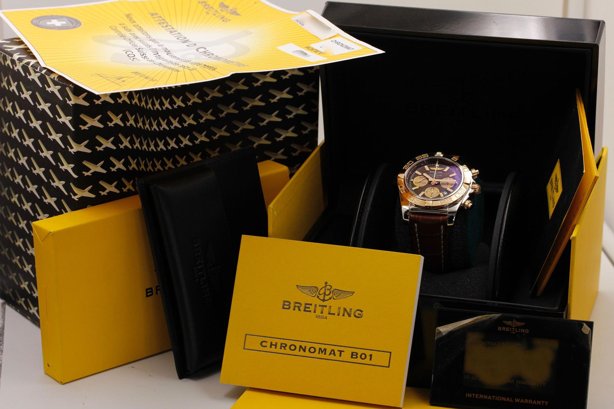 Watch Image 11