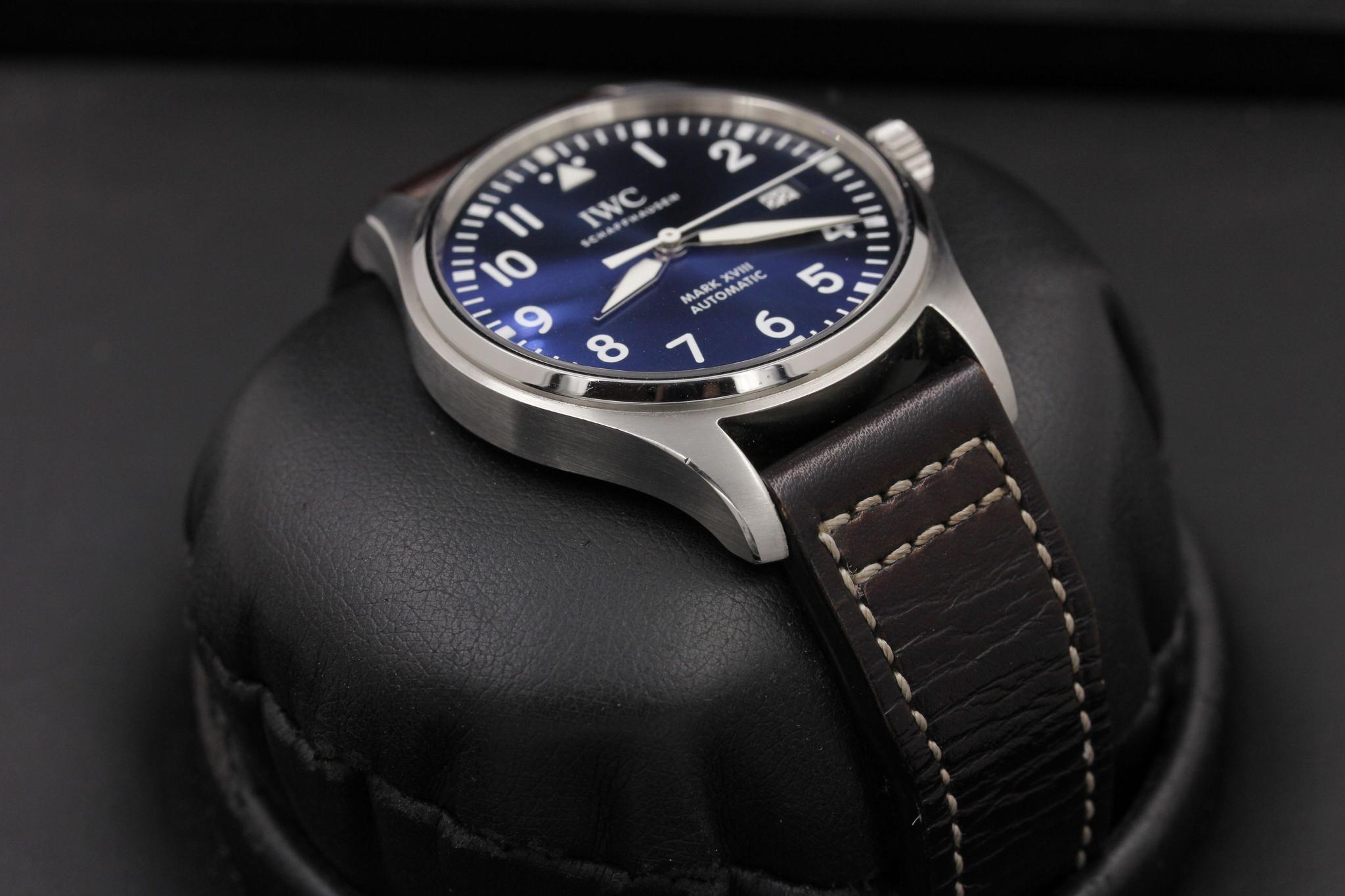 Watch Image 6