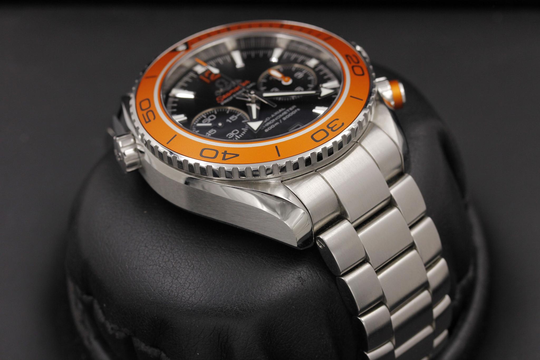 Watch Image 6