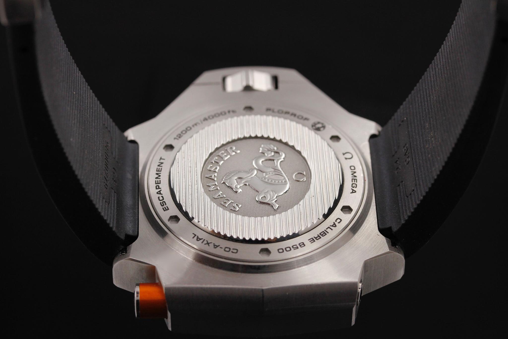 Watch Image 10