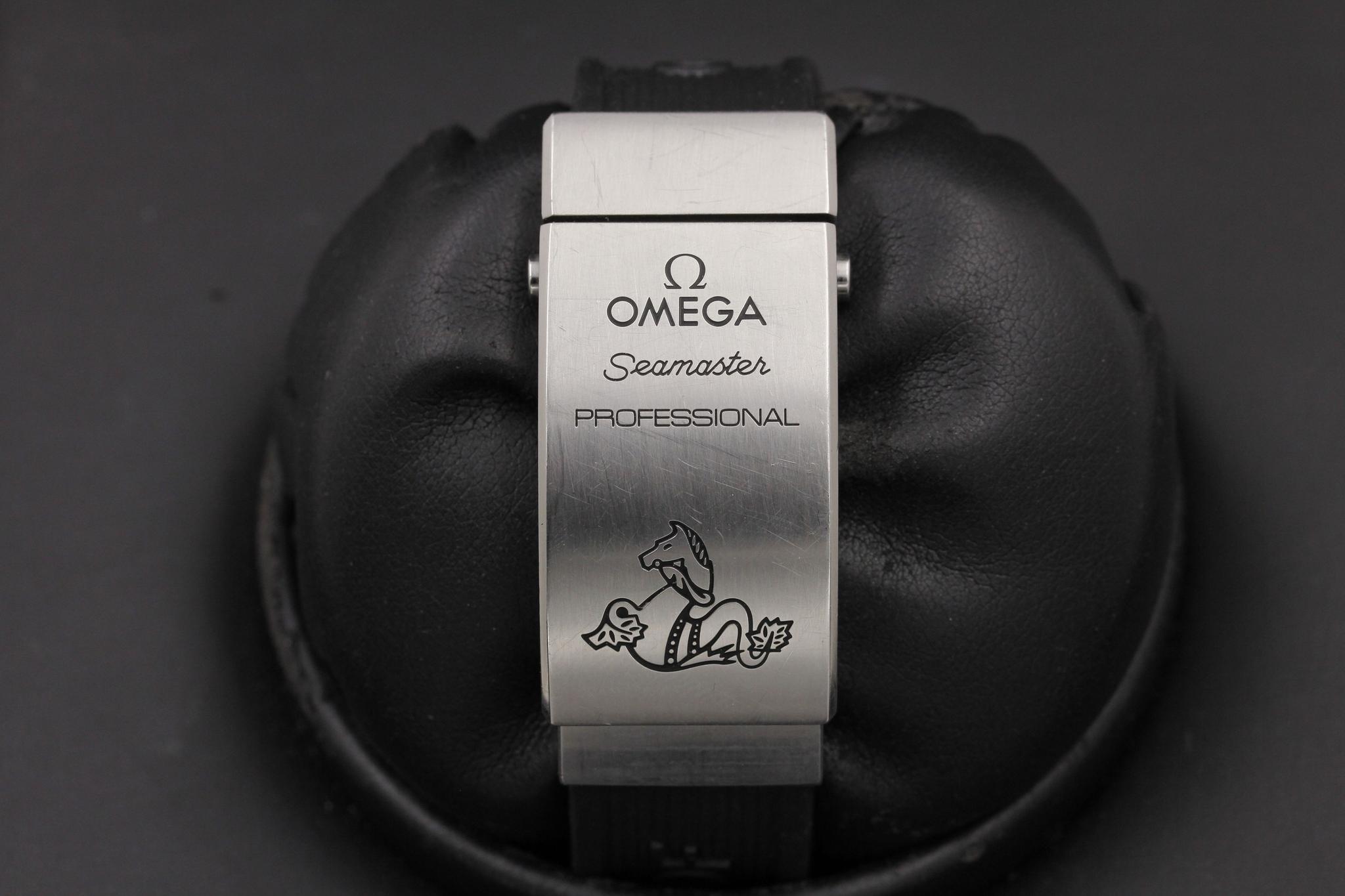 Watch Image 7
