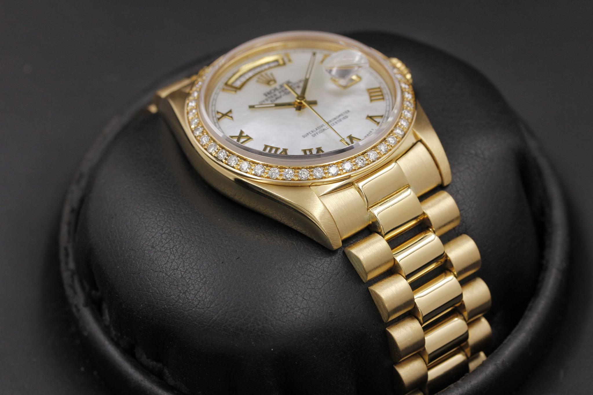 Watch Image 5