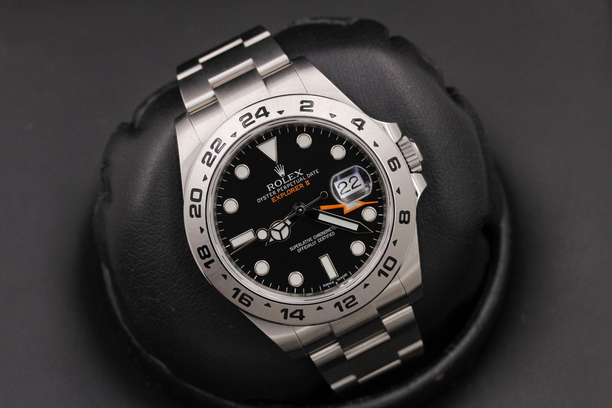 Watch Image 9