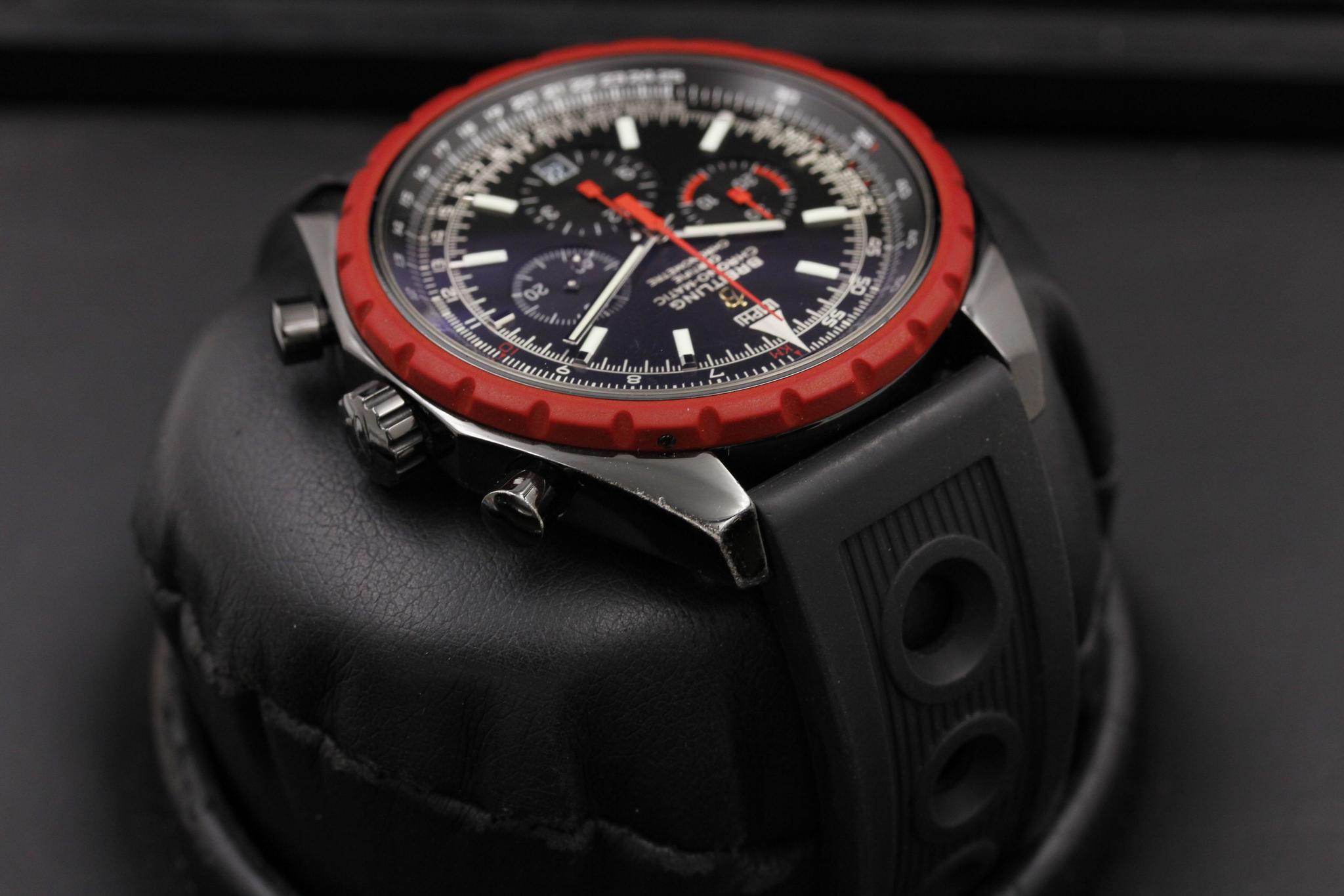 Watch Image 4