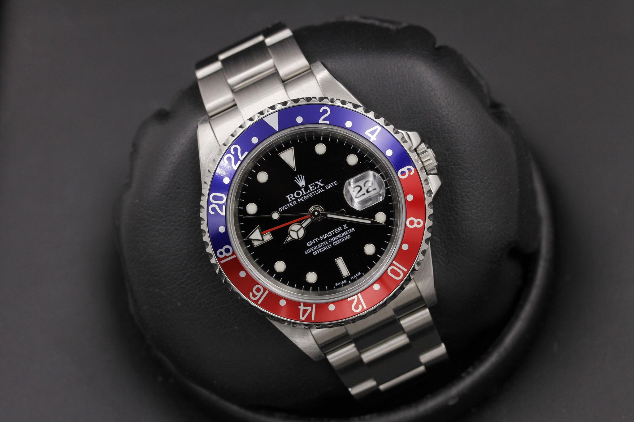 Watch Image 10