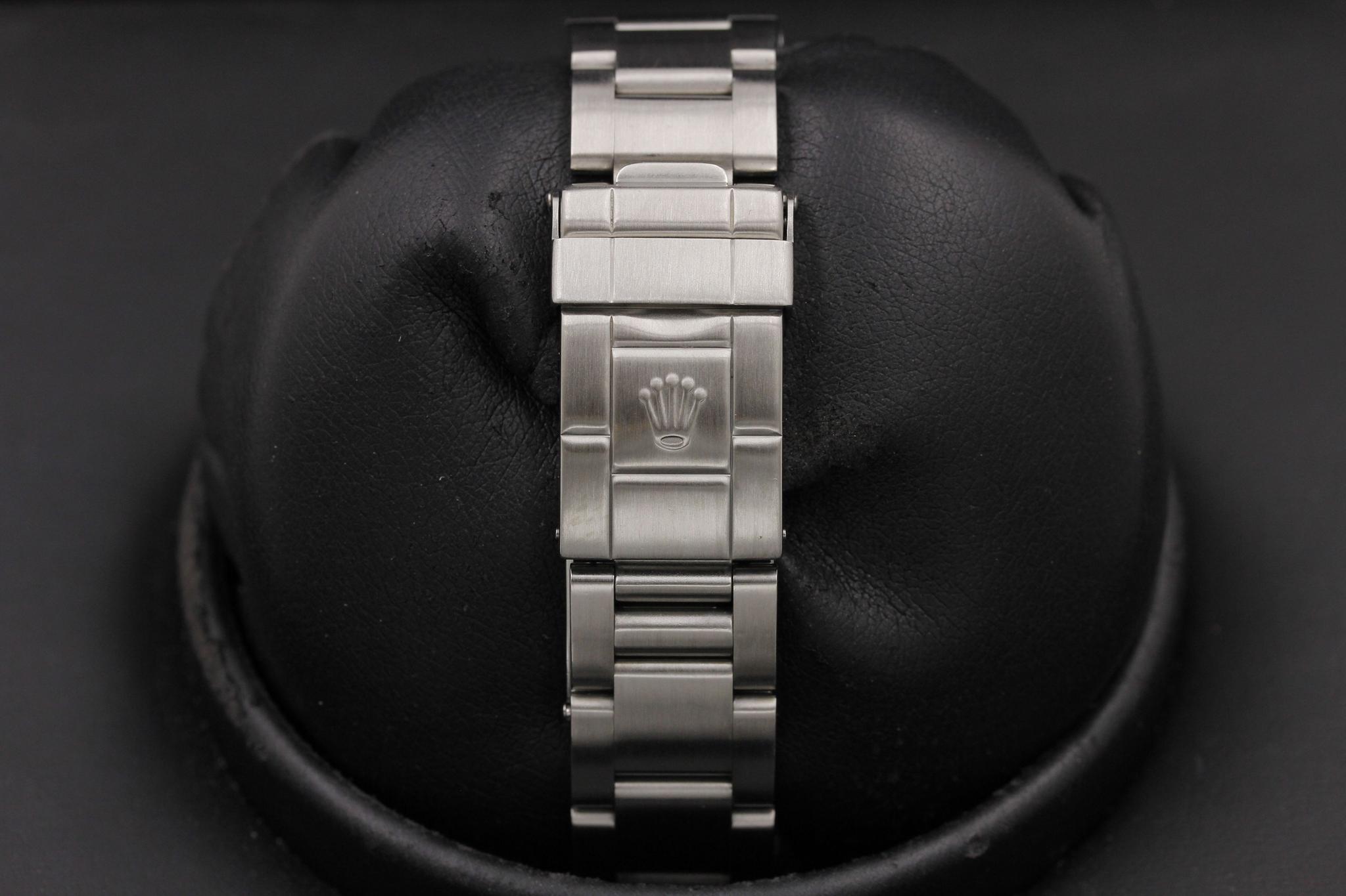 Watch Image 9