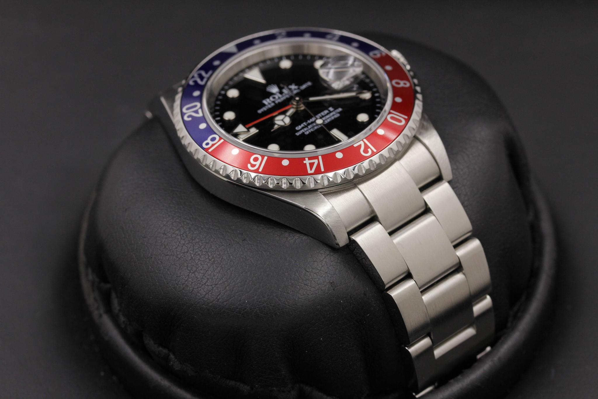 Watch Image 6