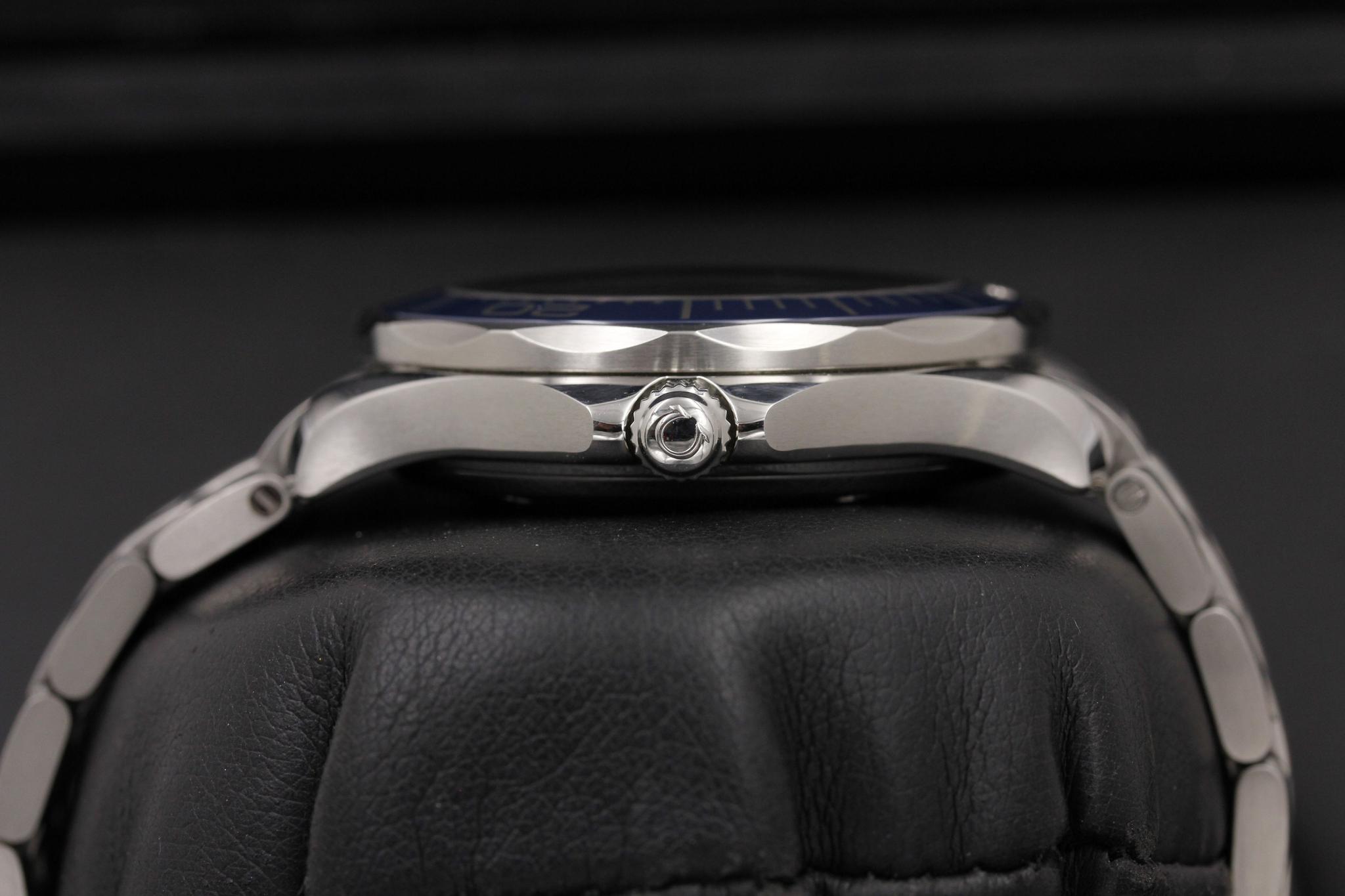 Watch Image 3