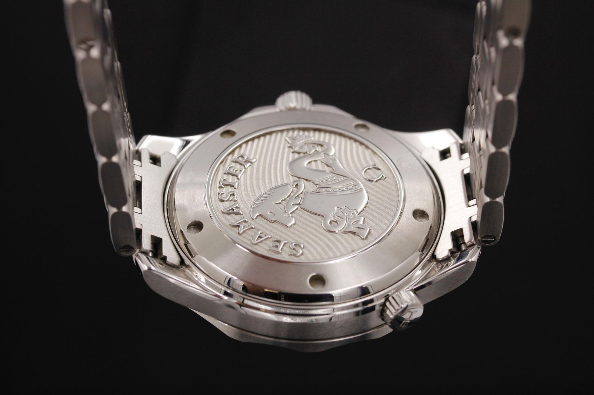 Watch Image 7