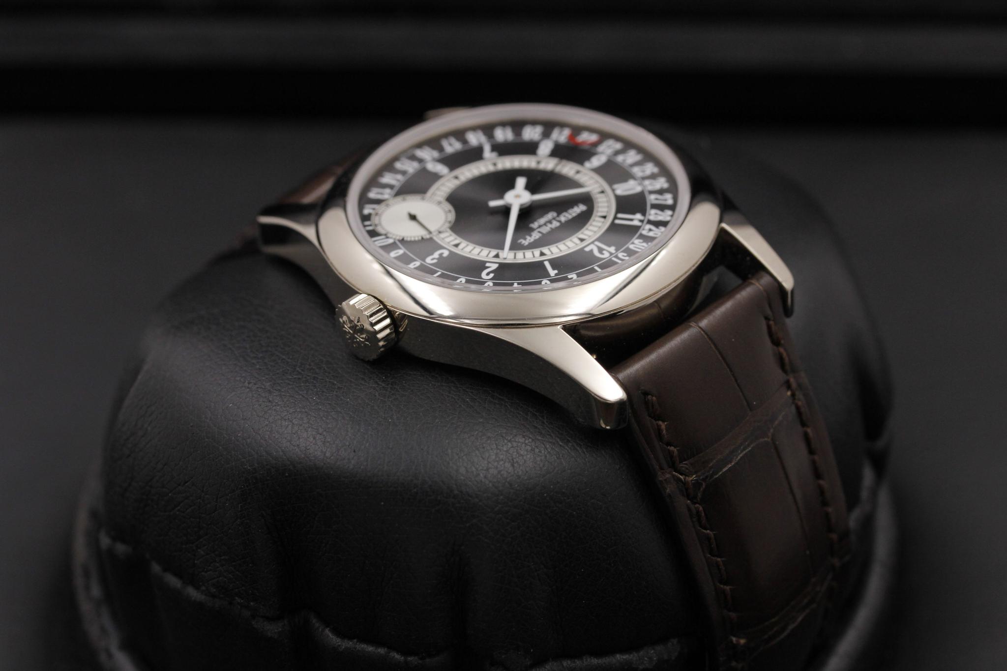 Watch Image 4