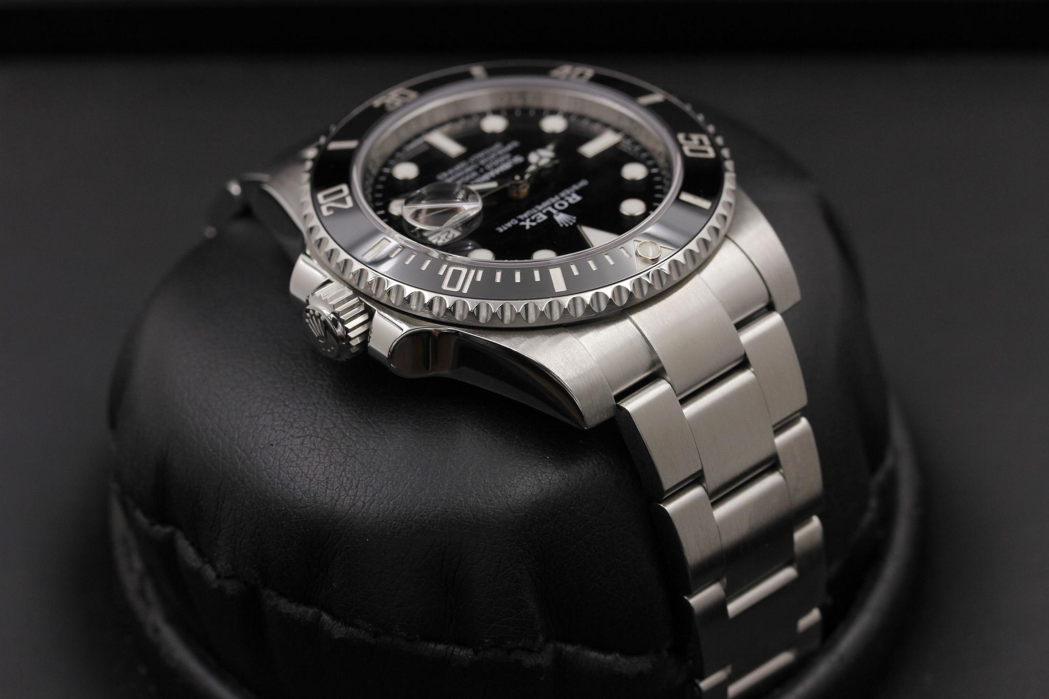 Watch Image 4