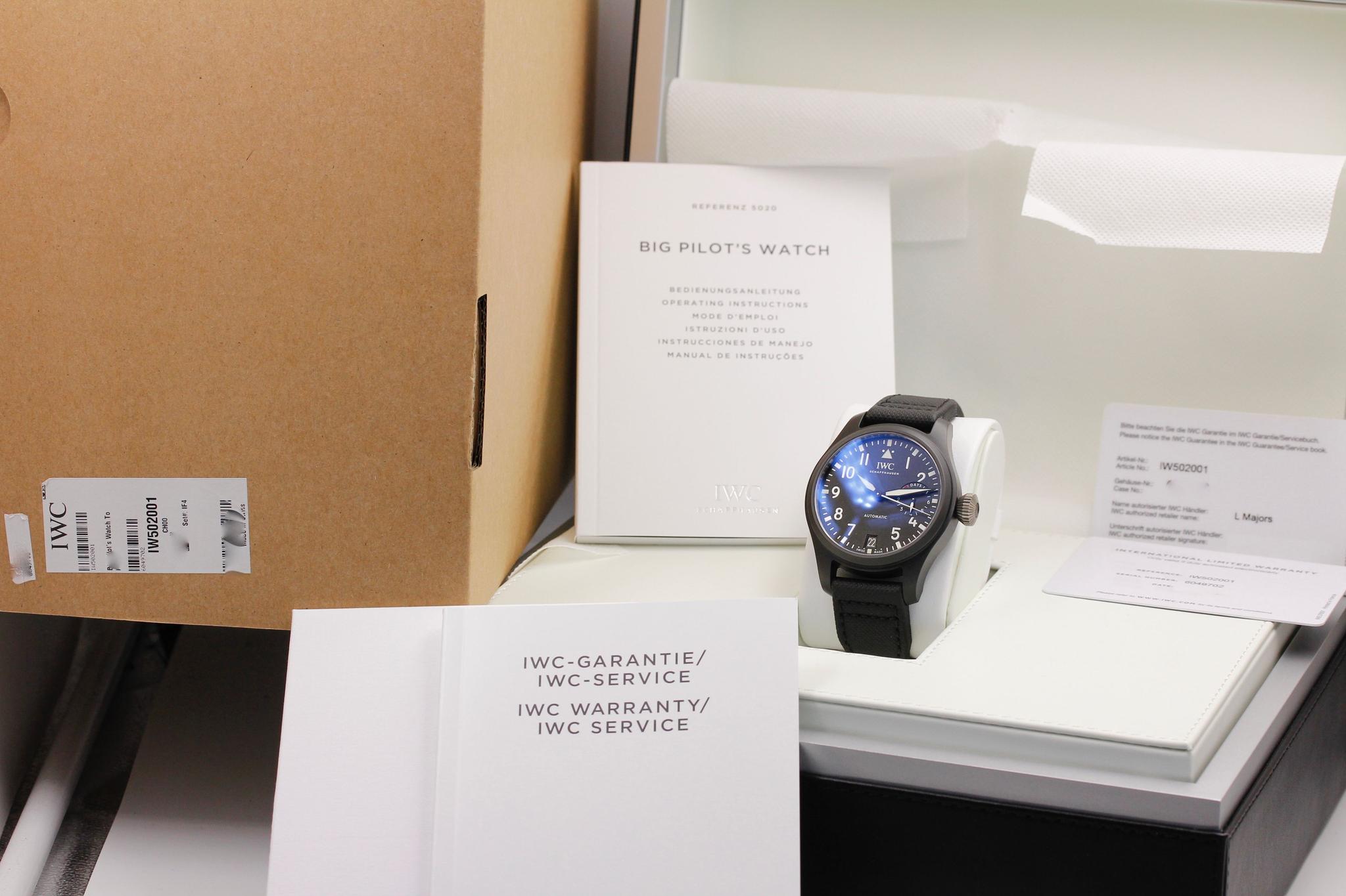 Watch Image 11