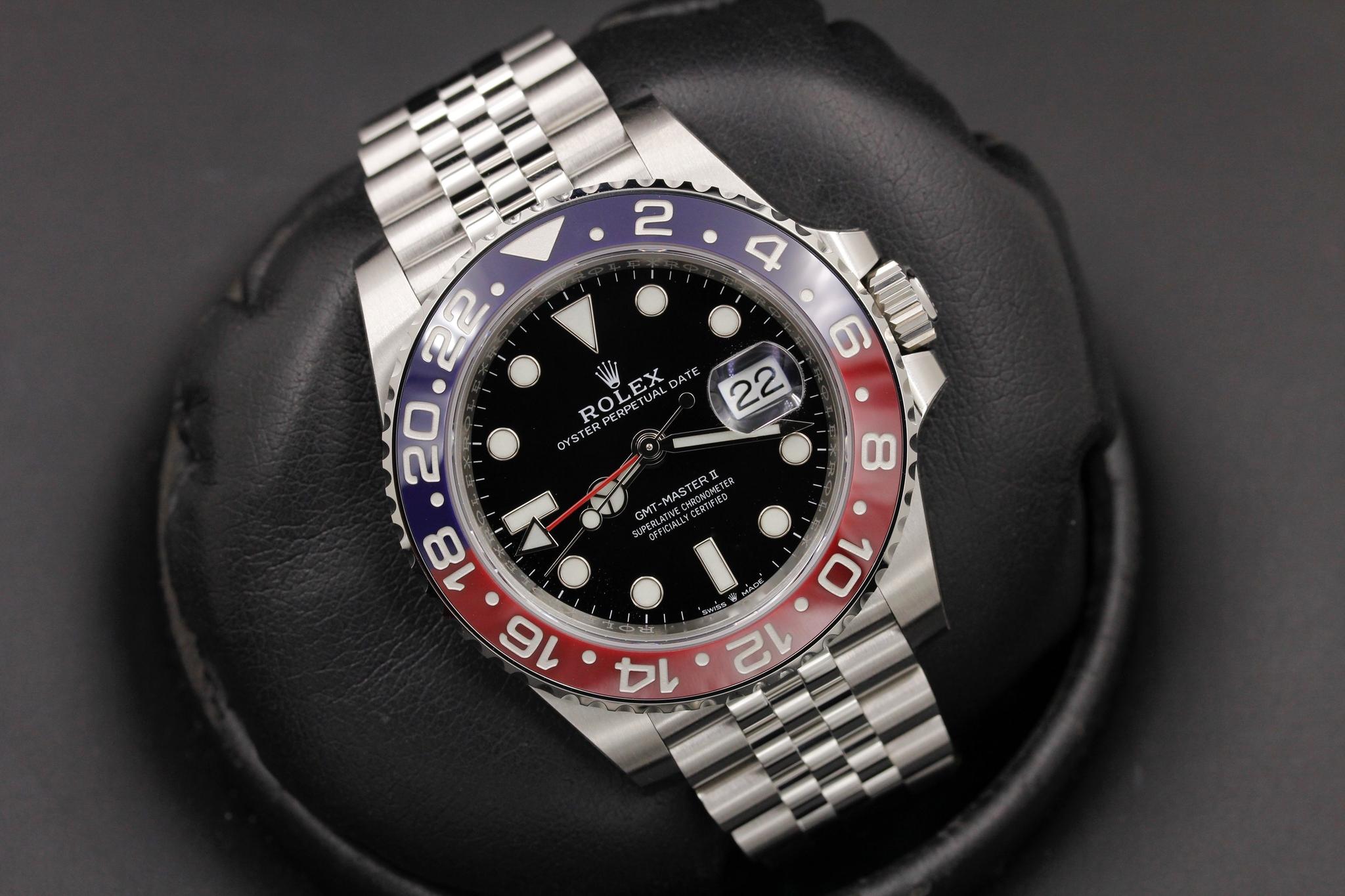 Watch Image 9