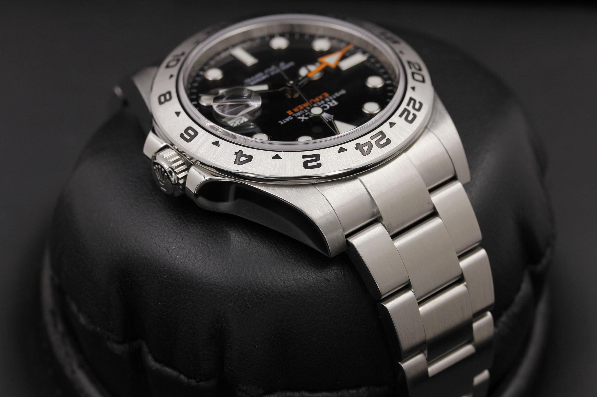 Watch Image 4