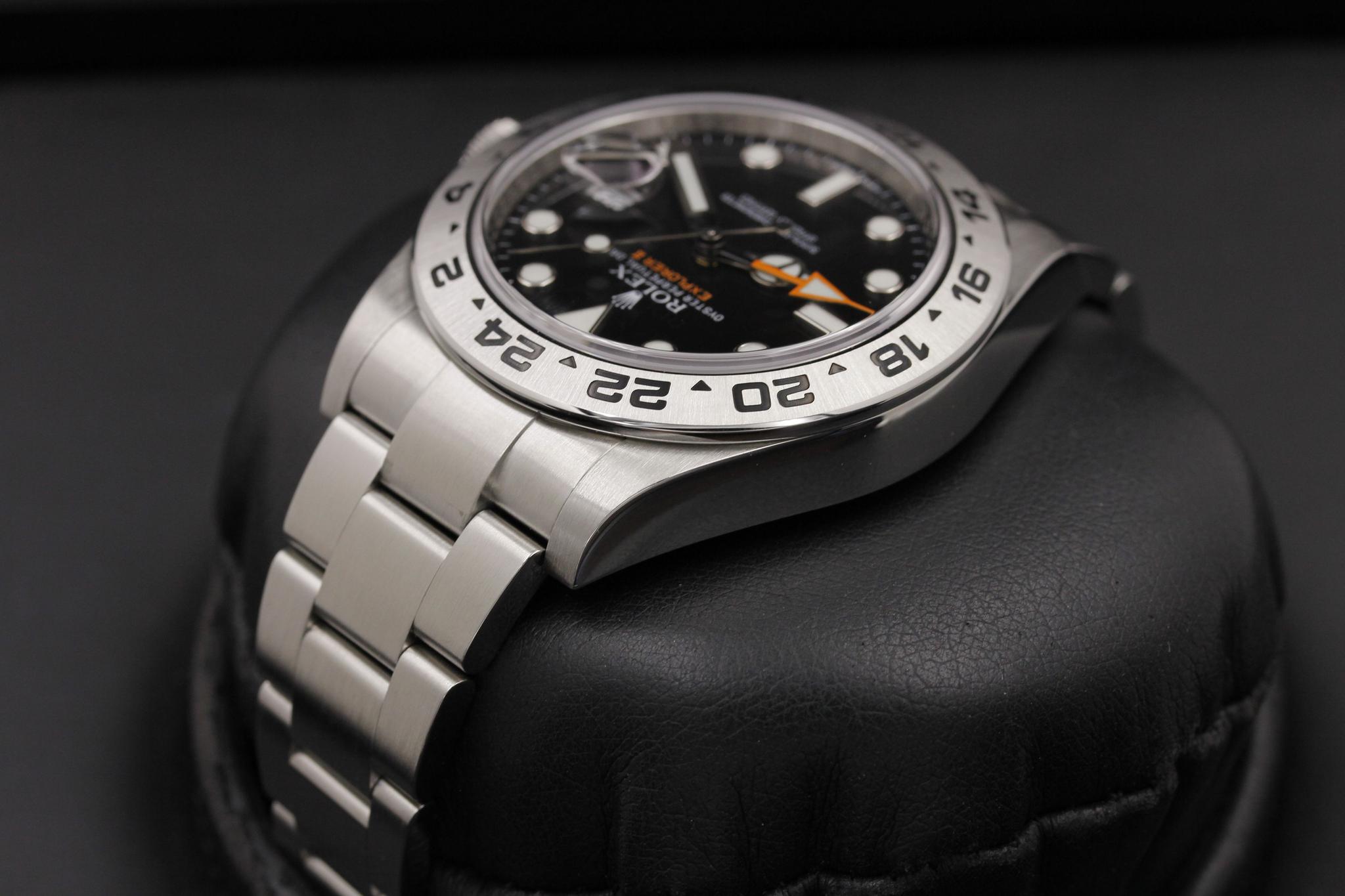 Watch Image 5