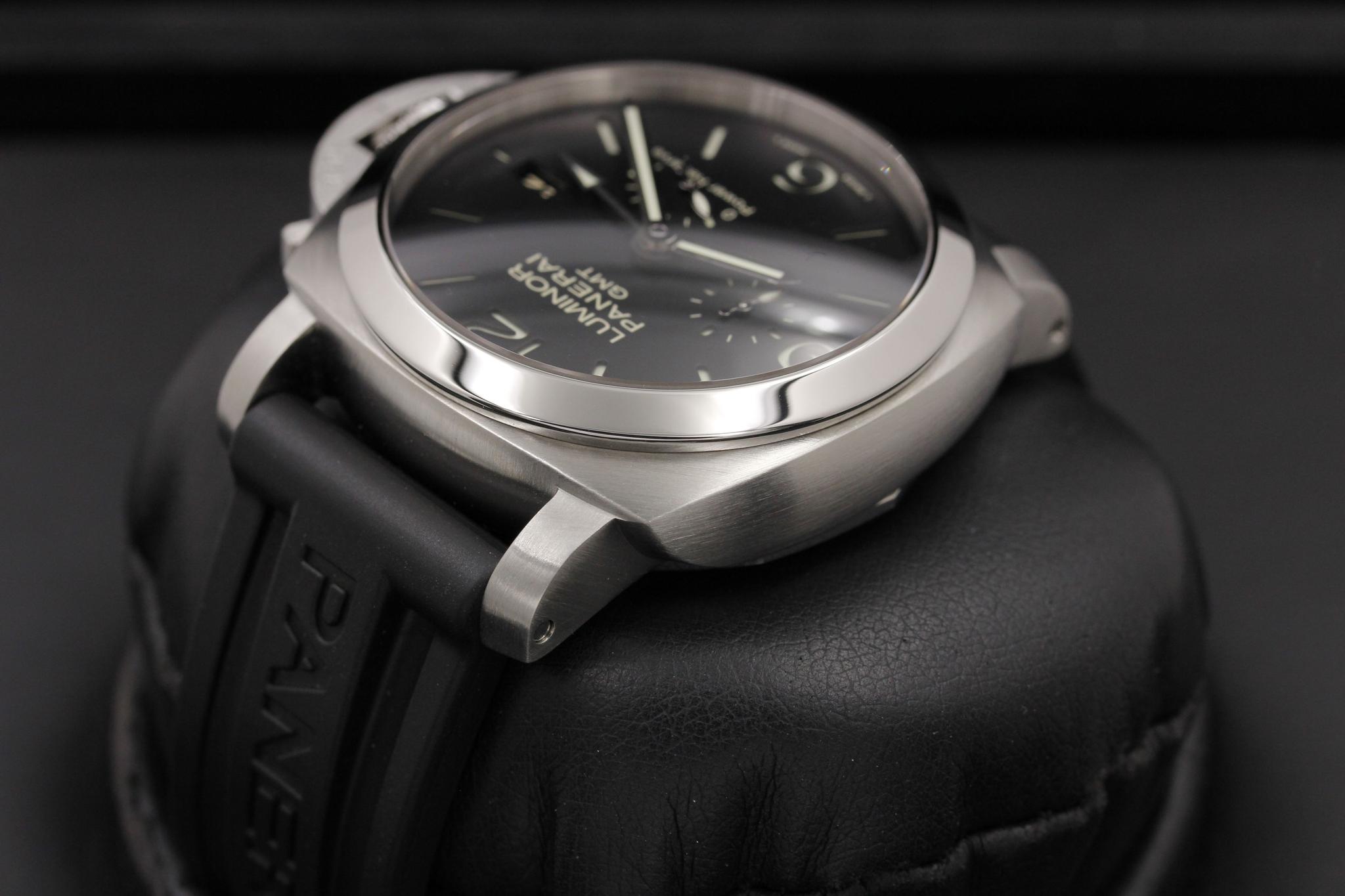 Watch Image 5