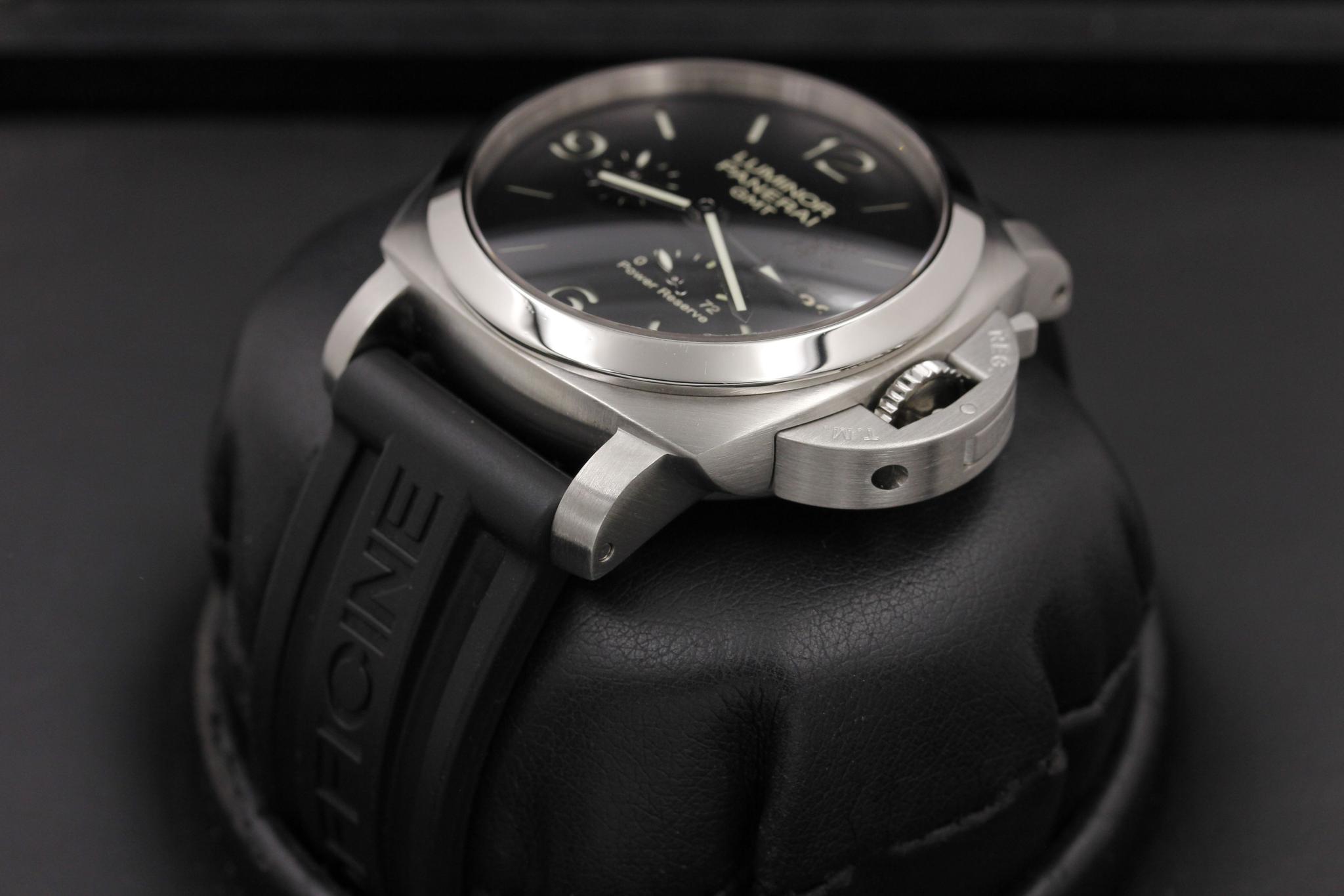 Watch Image 2