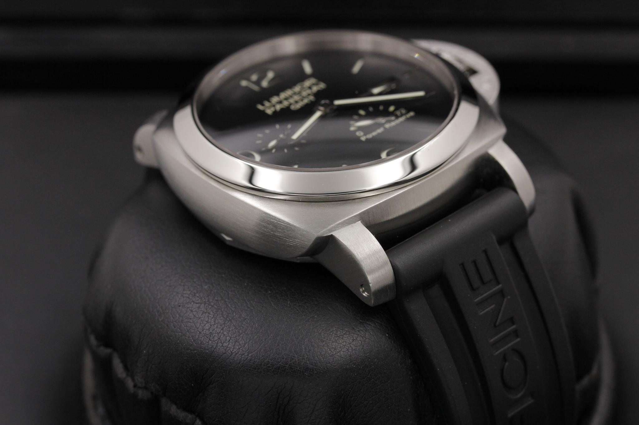 Watch Image 6