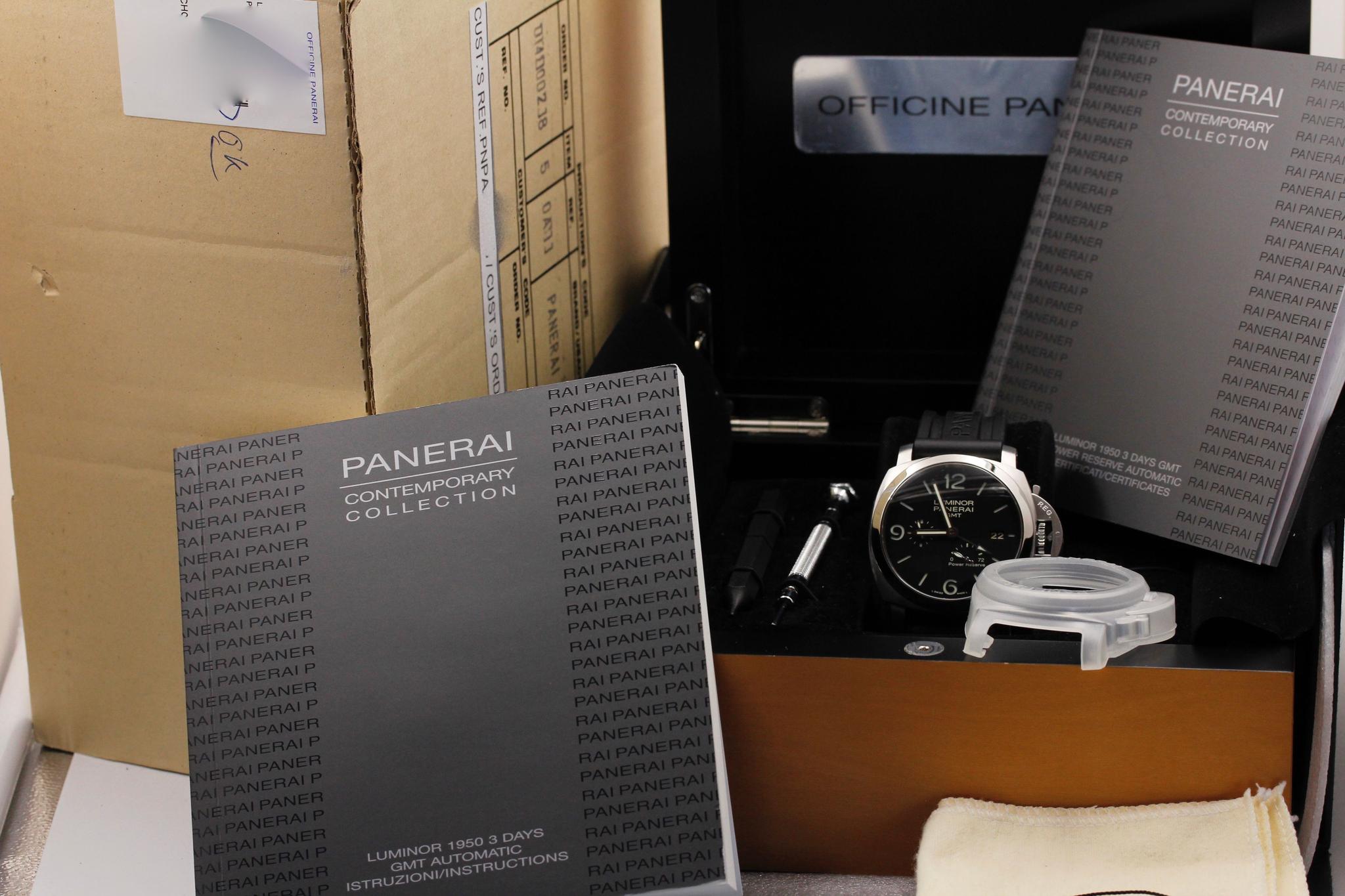 Watch Image 12