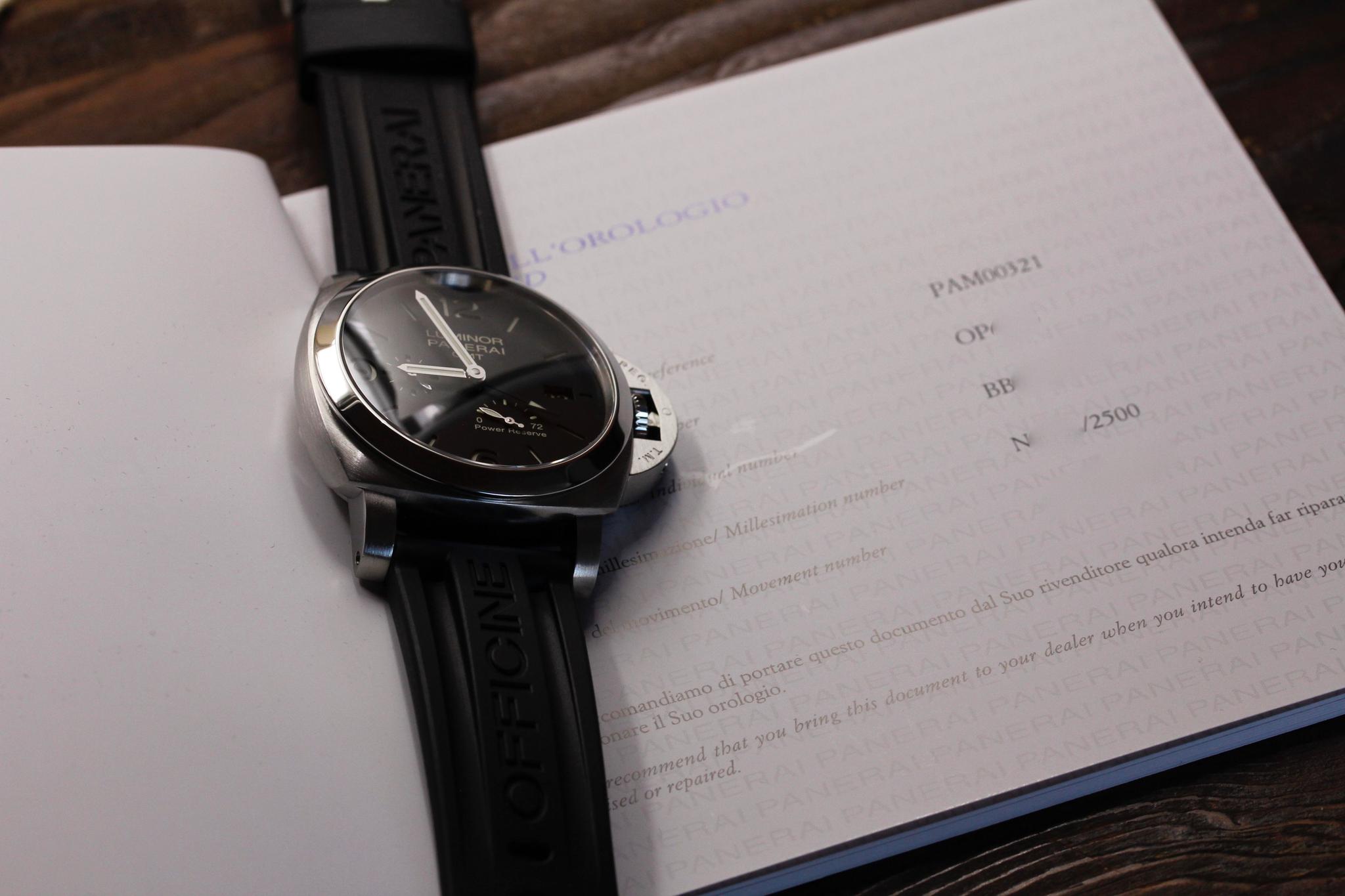 Watch Image 11