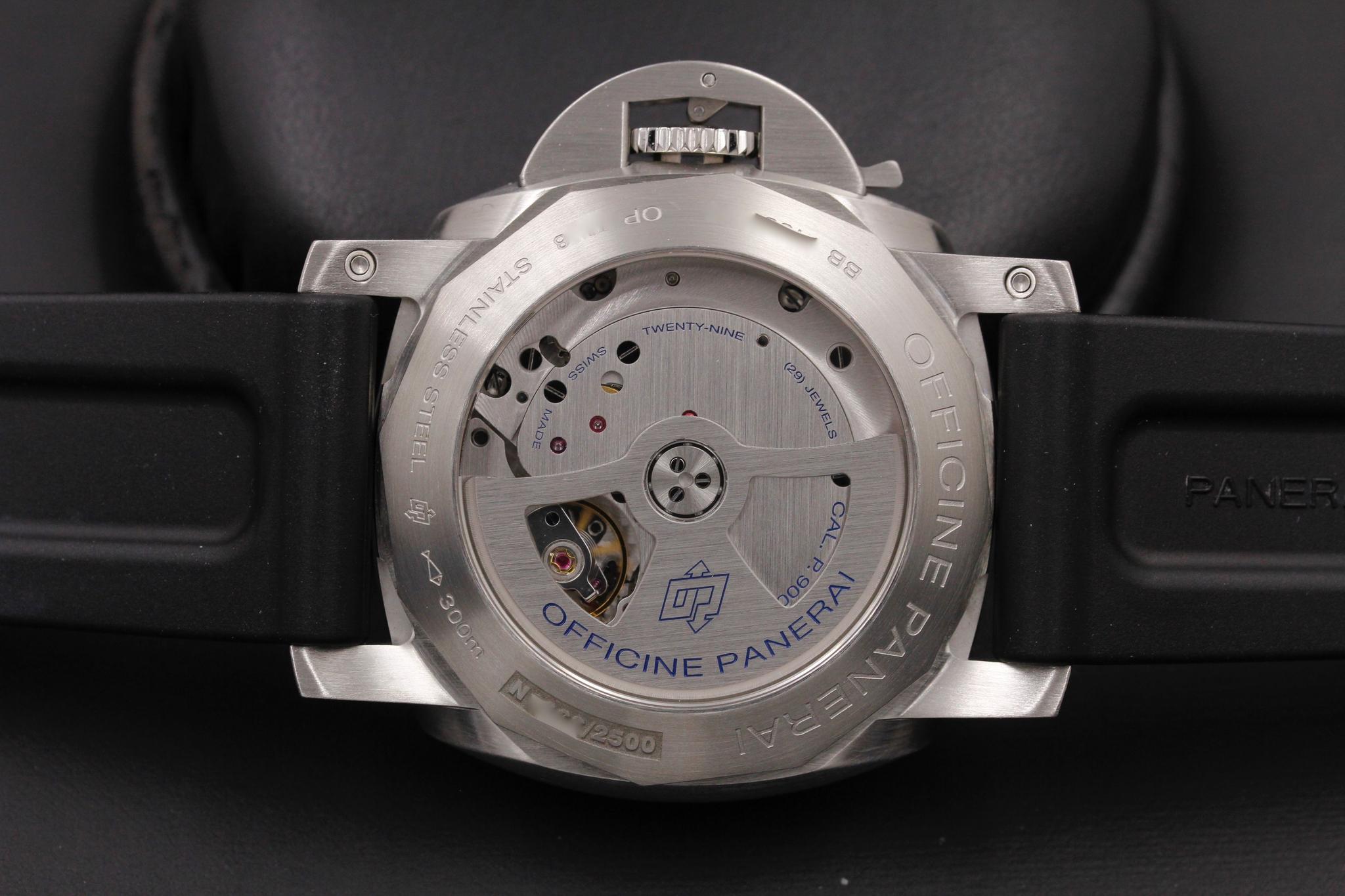 Watch Image 10