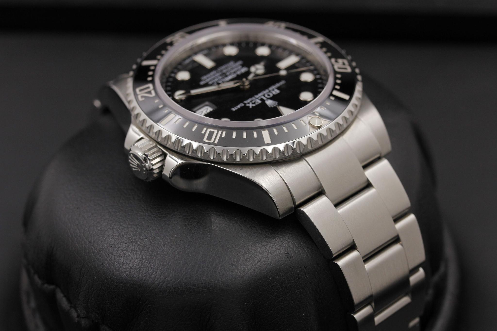Watch Image 4