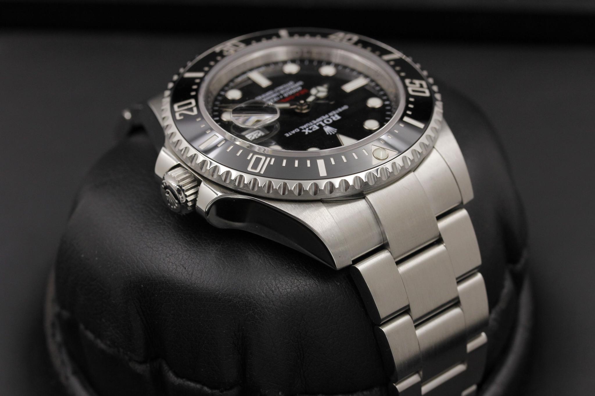 Watch Image 4