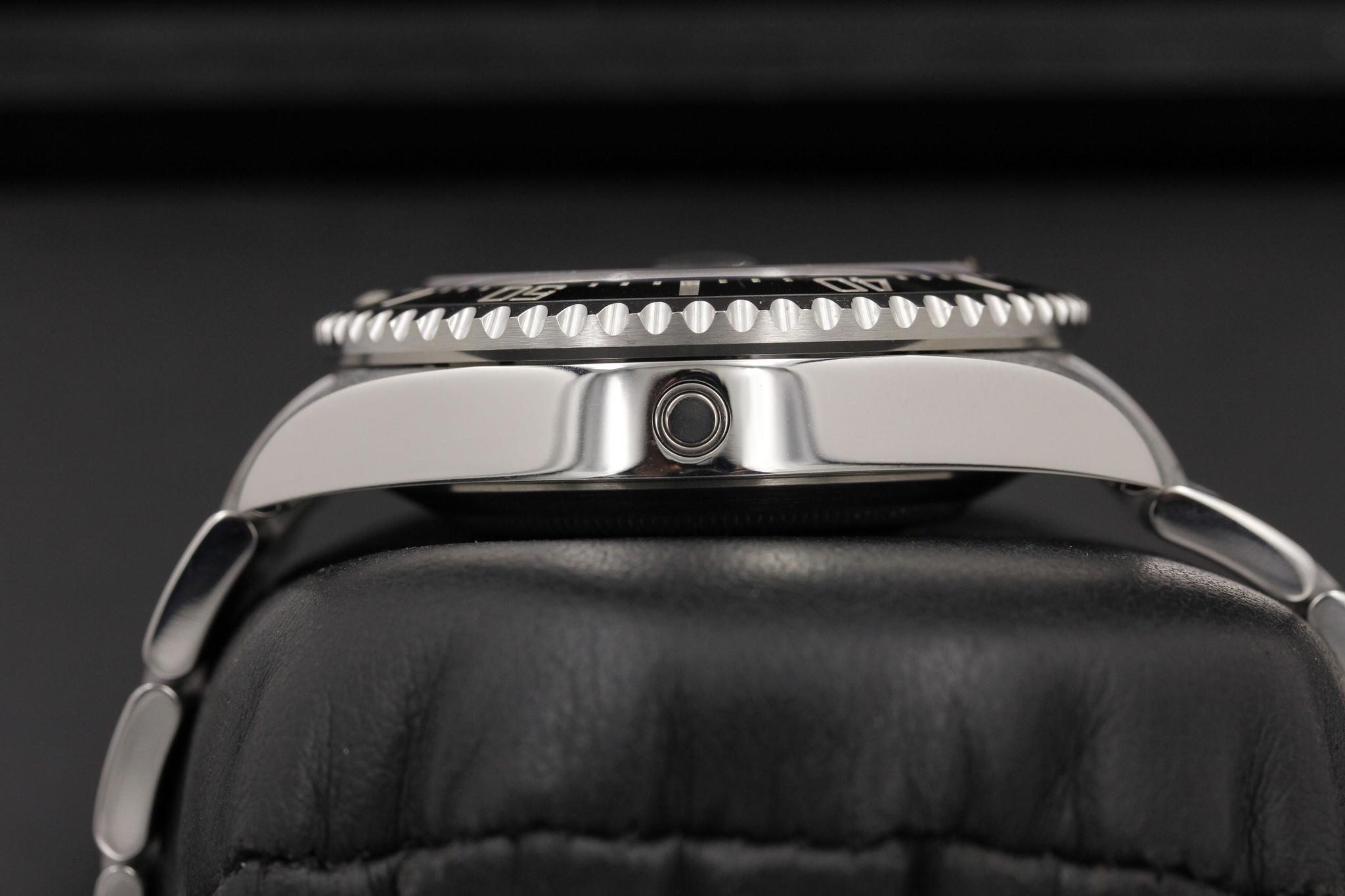 Watch Image 6
